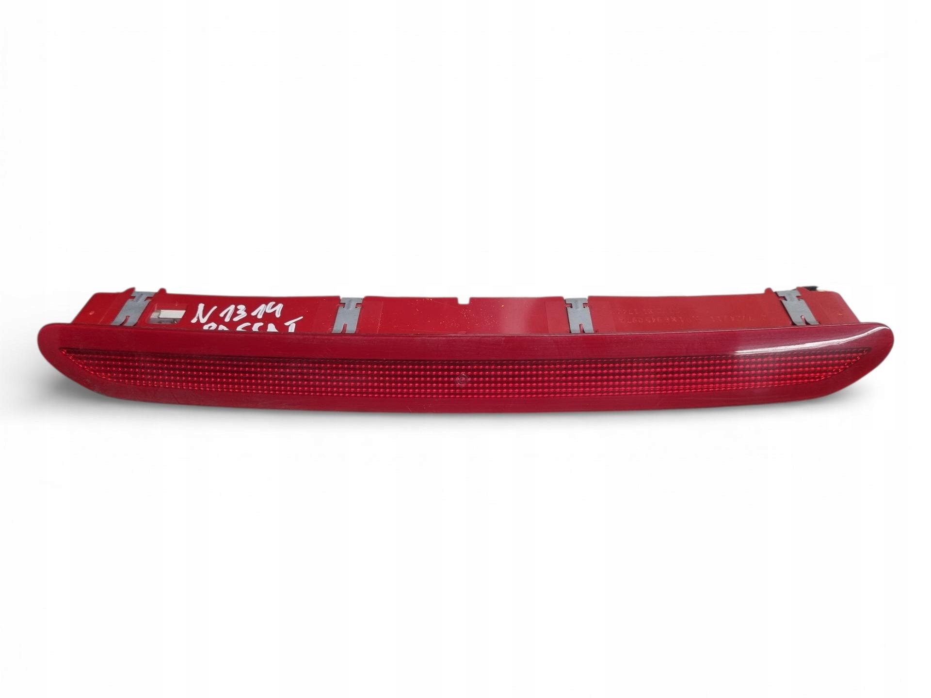 light third brake light Volkswagen Passat B7 2011 1K6945097A