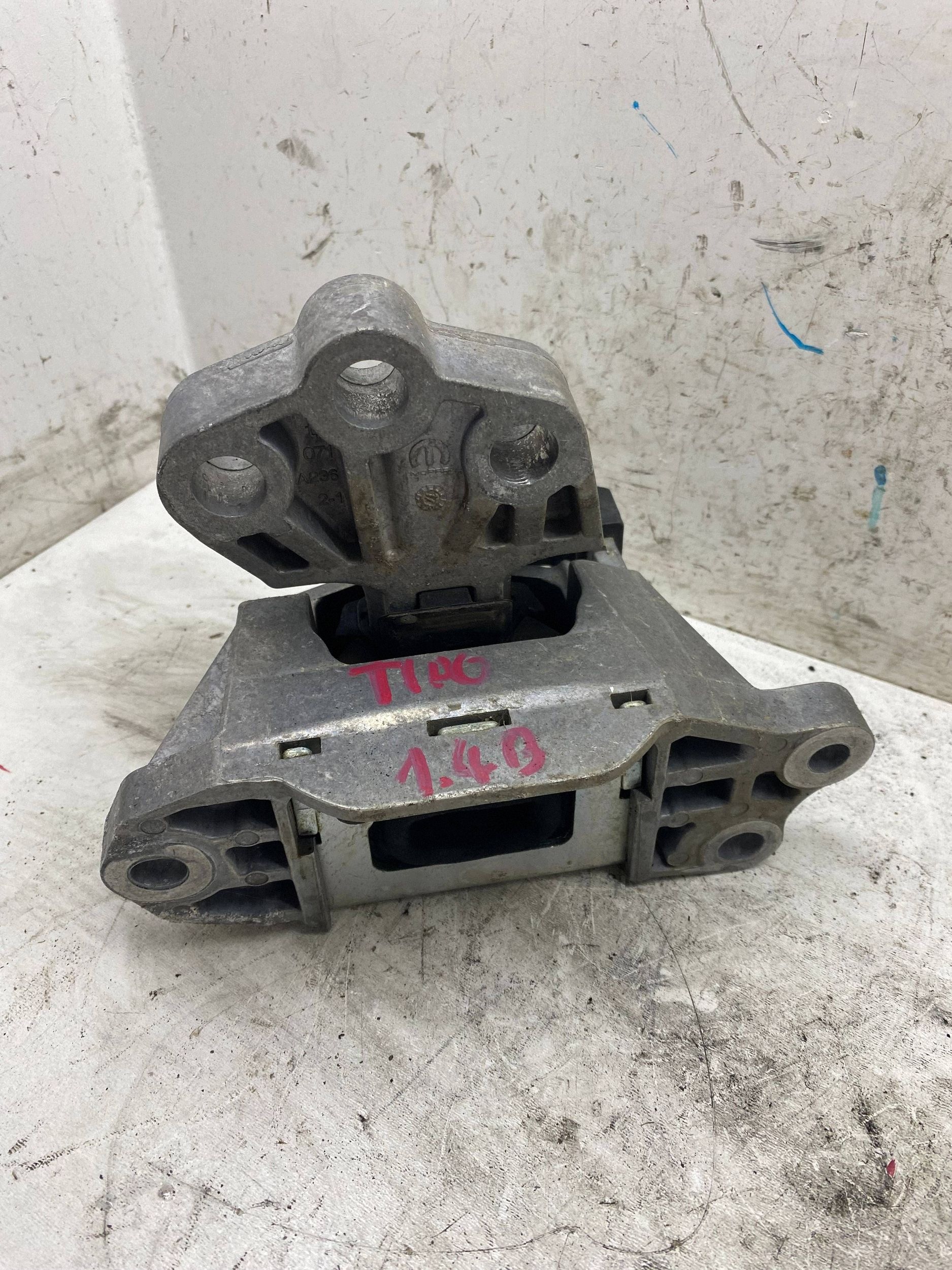 console holder engine mount FIAT TIPO II 1.4 T-JET (2015-) 520176050