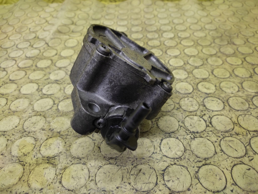 FORD FOCUS MK2 1.6 D Pompe VACUM