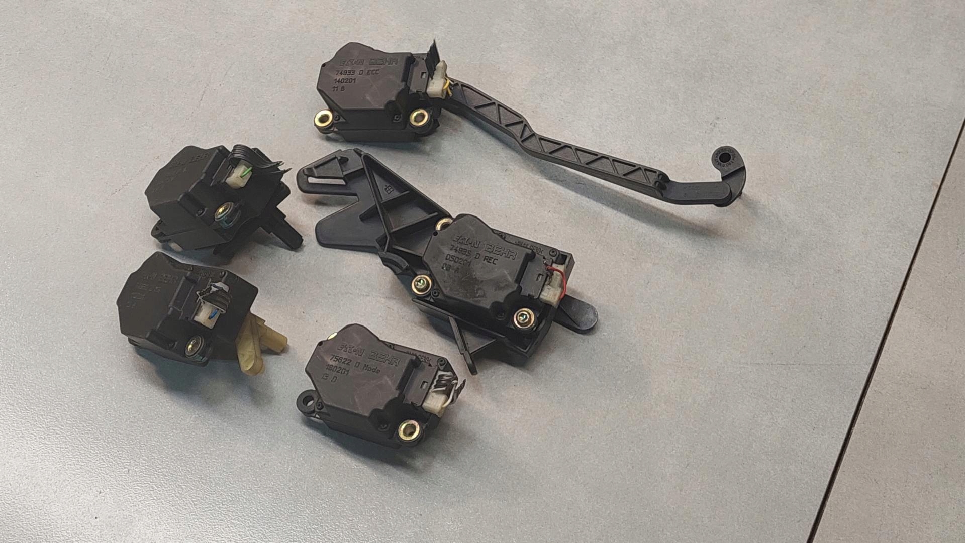 Micro moteur Bloc de chauffage complet KOMPLET VOLVO V70 II XC 2.4