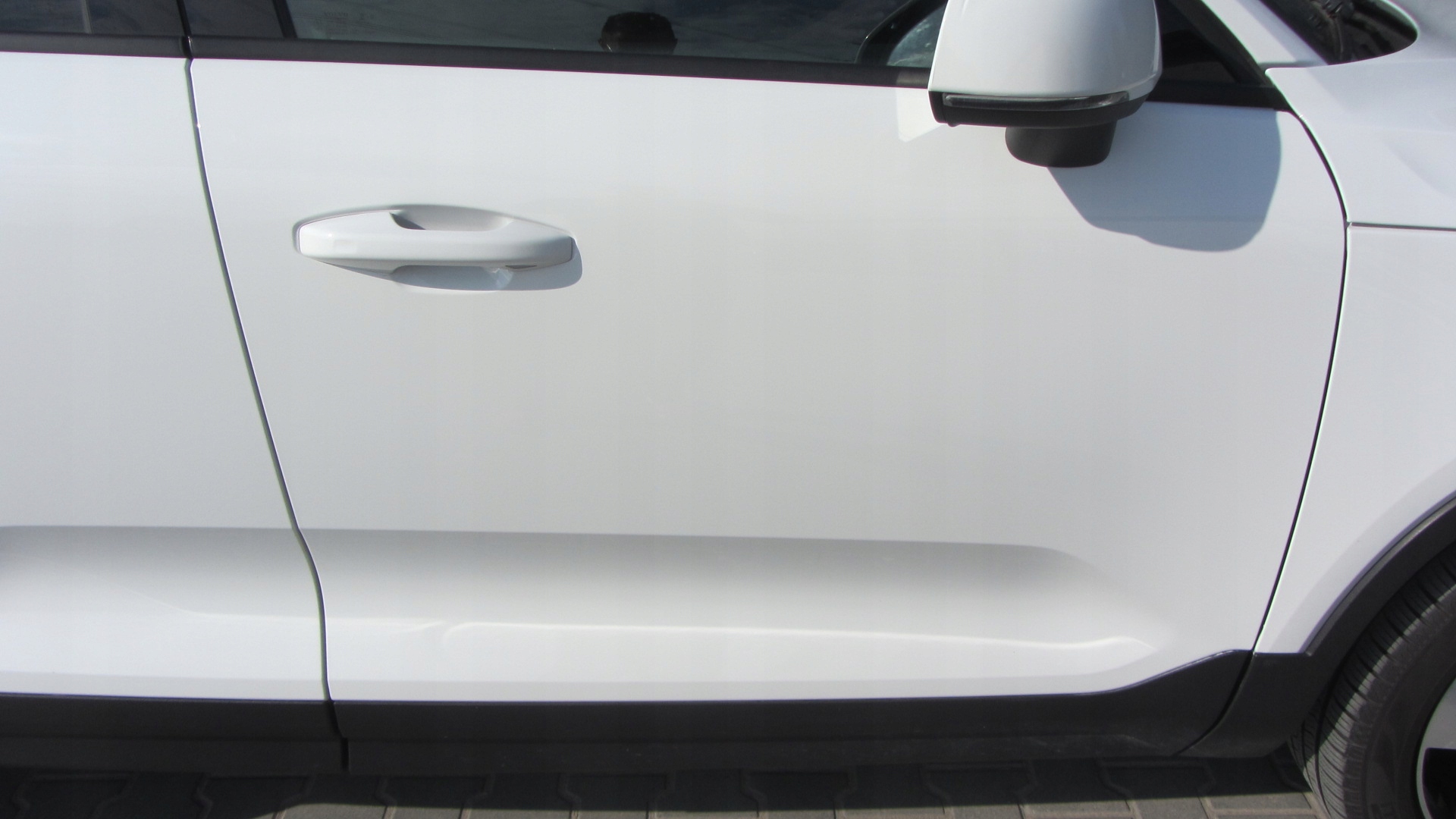 VOLVO XC40 XC 40 BIALE door right front complete right front colour 614