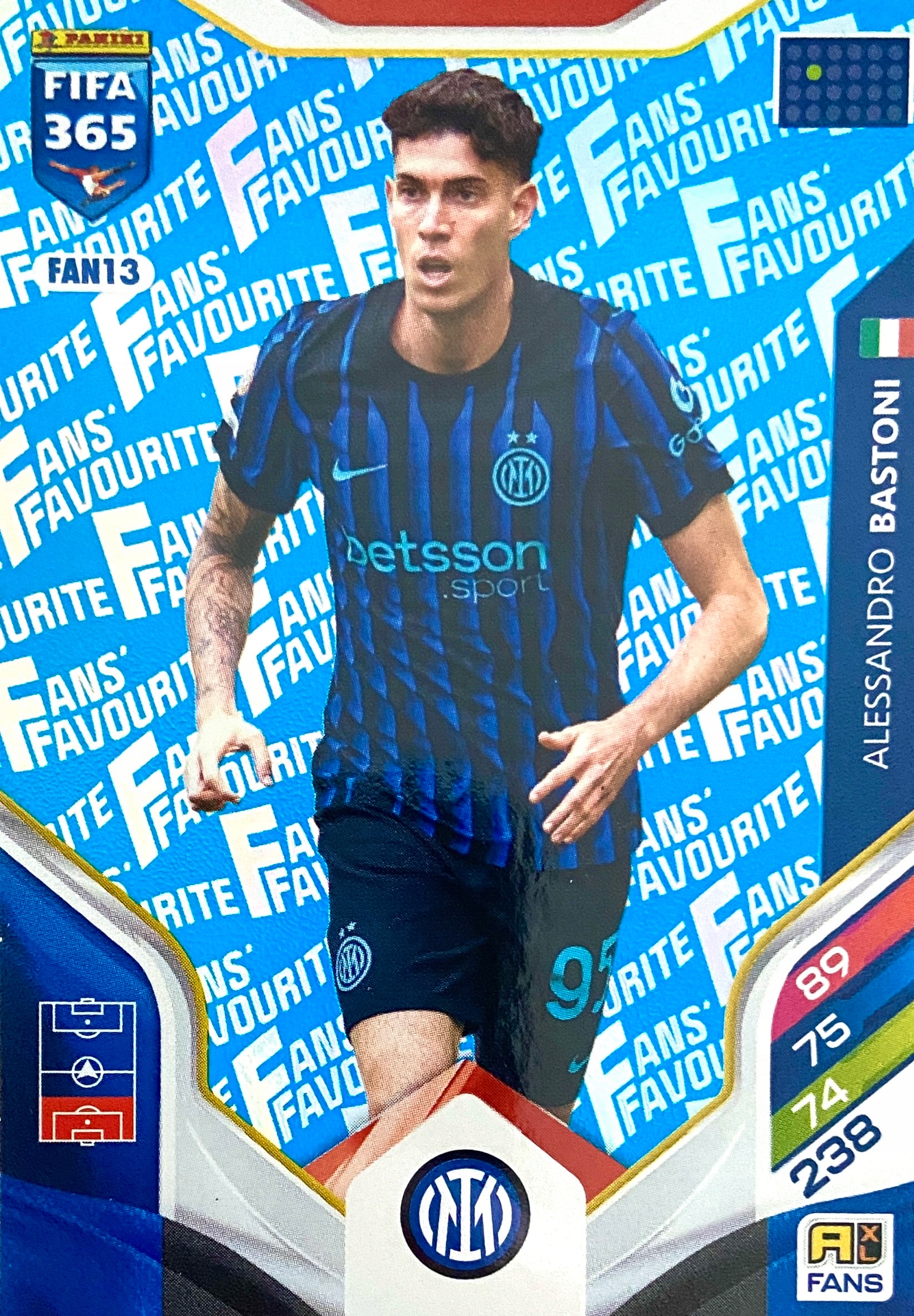 Panini Fifa 365 2026 Fans Favourite blue FAN13 Alessandro Bastoni Inter