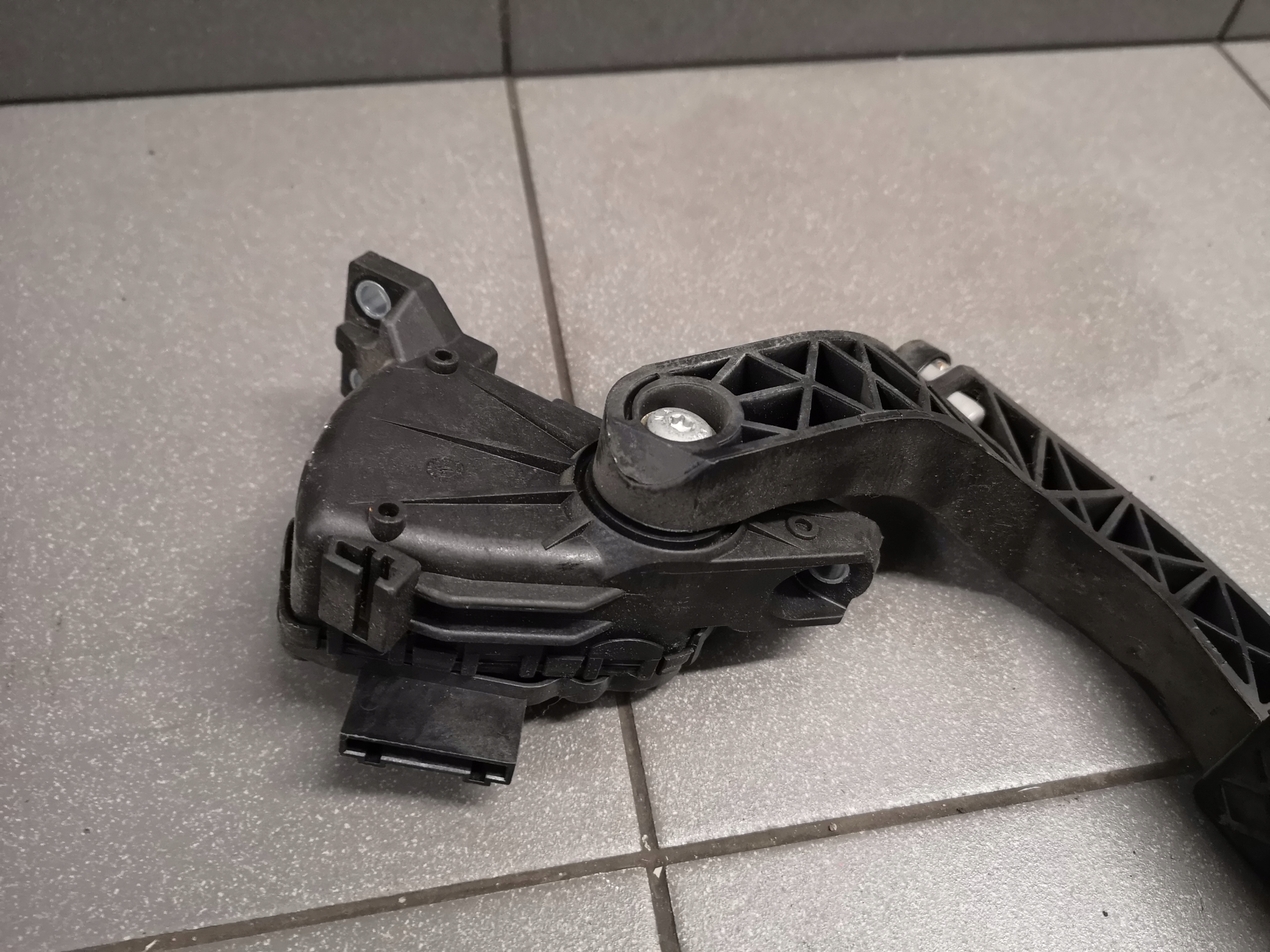 потенциометр газа Audi A6 C5 европа 8D1723523L