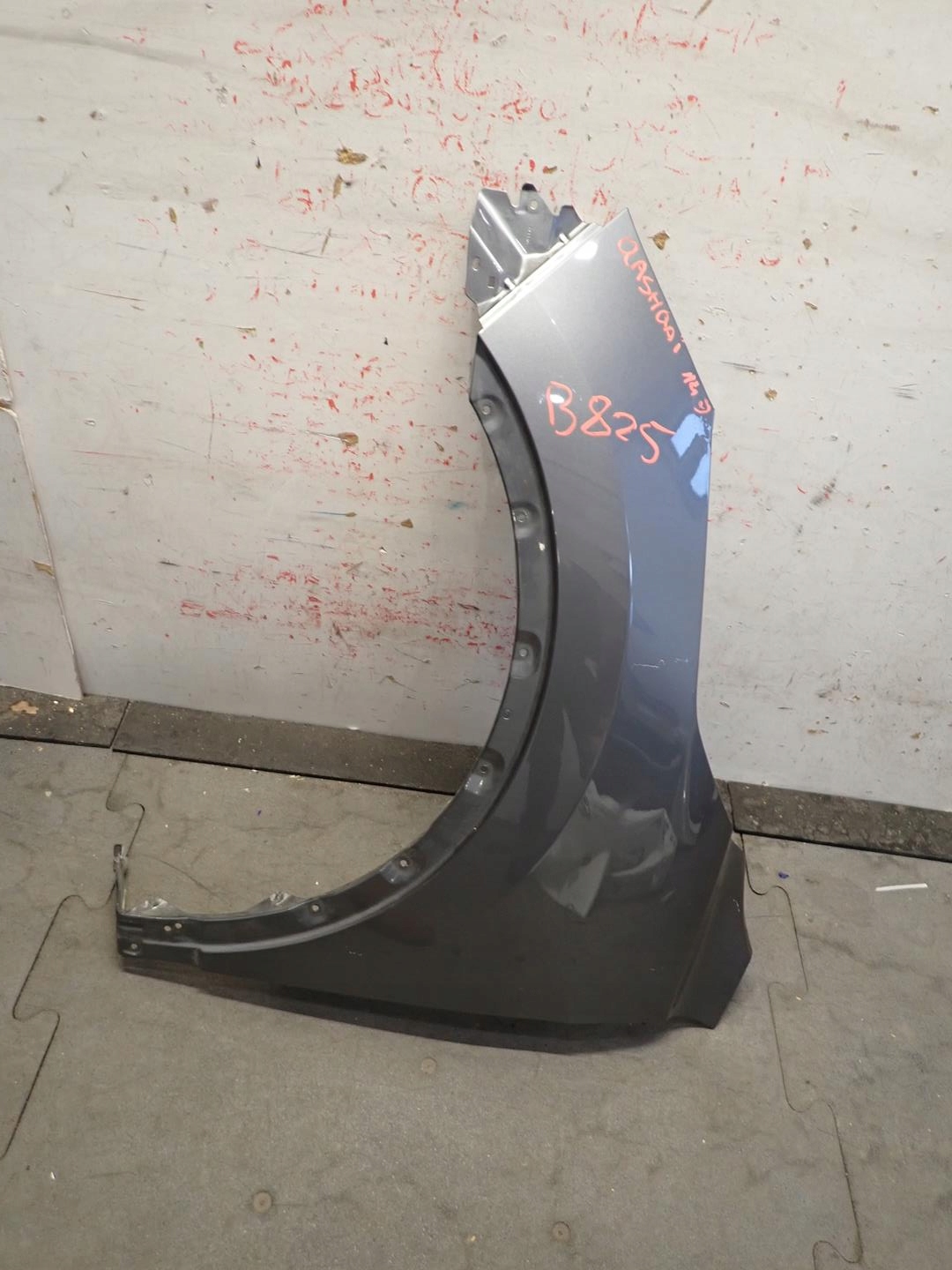 fender front front left NISSAN QASHQAI II J11 2014