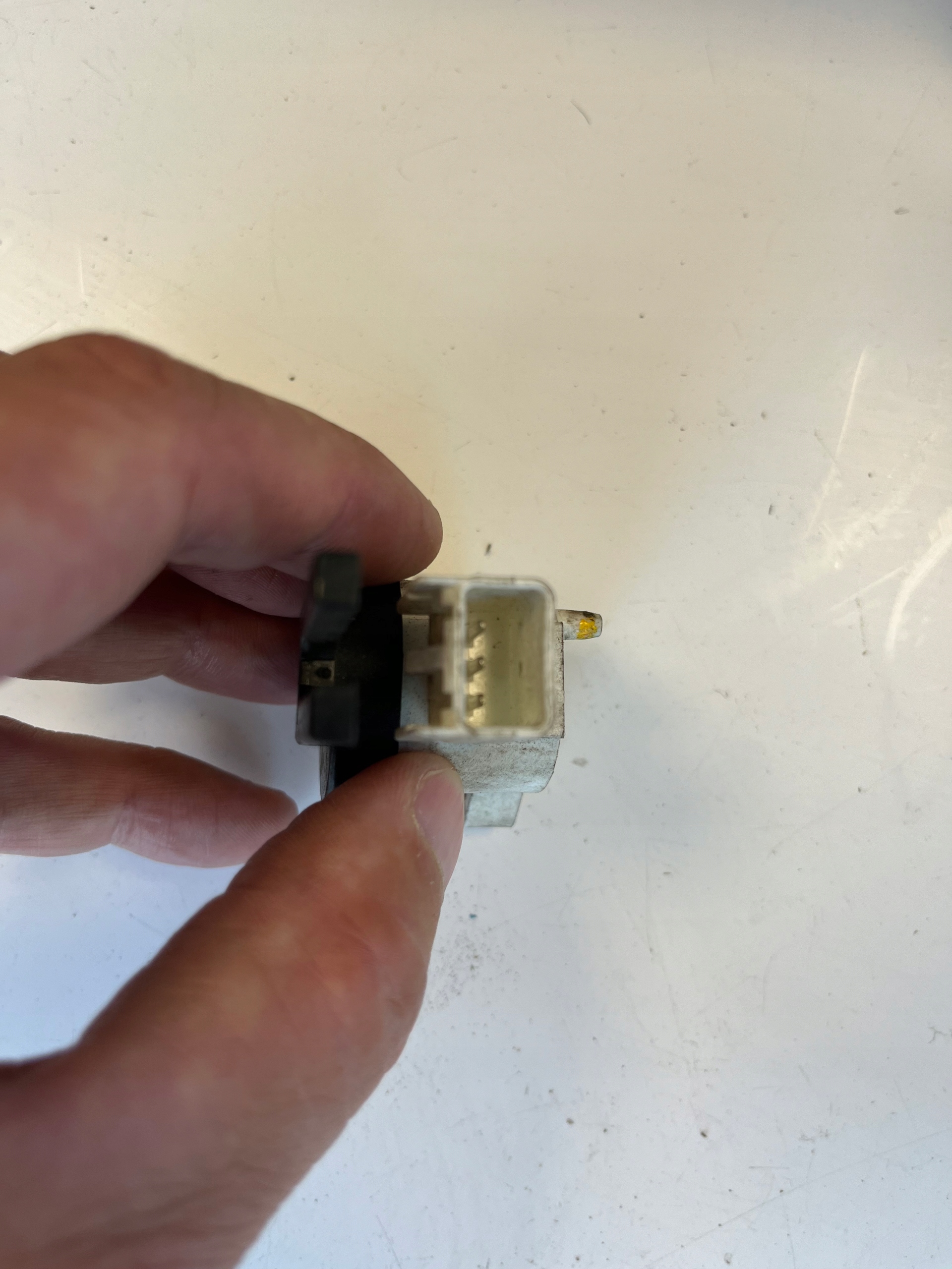 OPEL CHEVROLET Sensor PEDALU Bremse GM 10302722
