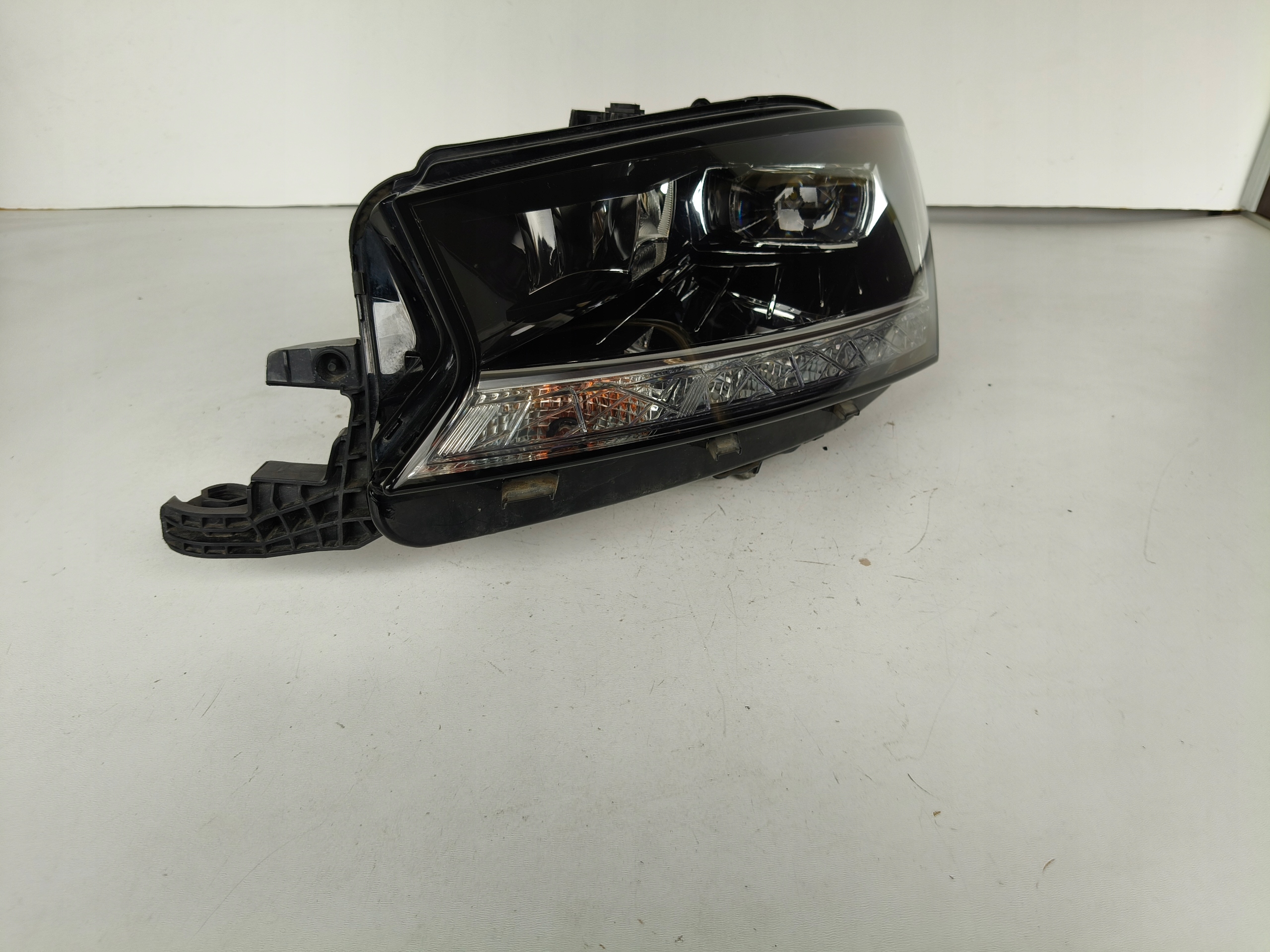 light left REFLEKTOR SKODA FABIA III 3 6V 6V0 18- LIFT FULL LED