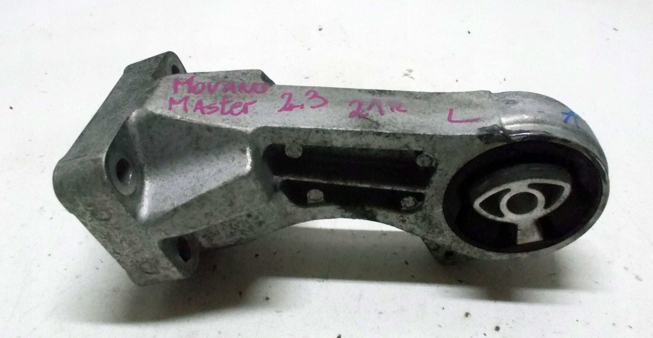 RENAULT MASTER III 2.3 DCI holder engine mount left side