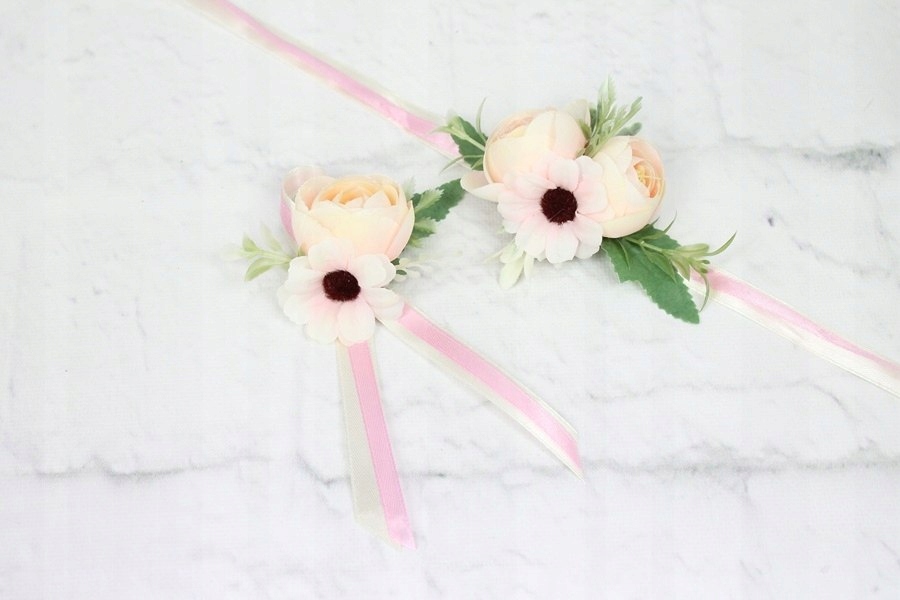 Przypinka butonierka ślubna weselna peonia PUDROWY Waga produktu z opakowaniem jednostkowym 0.15 kg