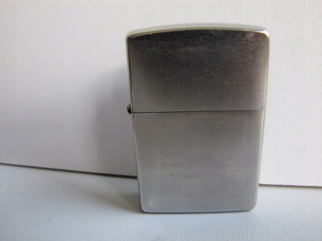 STARA ZAPALNICZKA BENZYNA ZIPPO , SENTENCJA