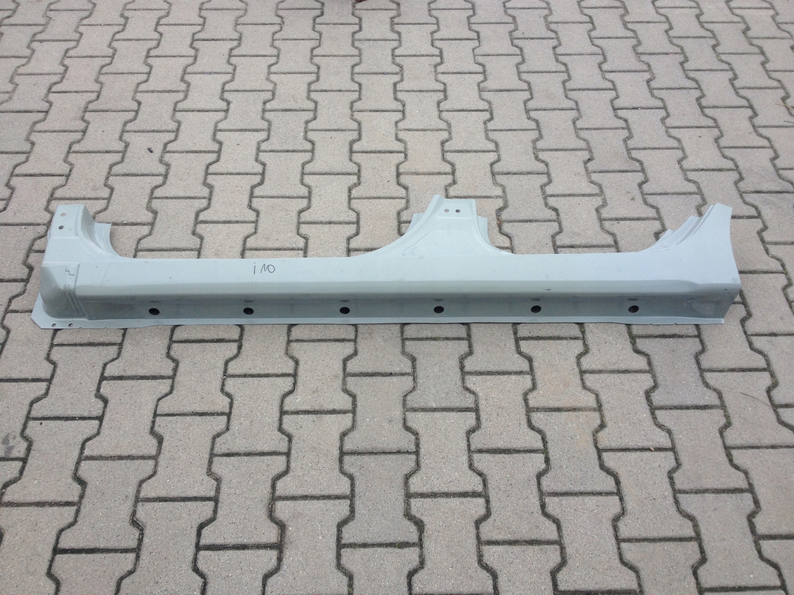 Hyundai OE1122b9000 sciana бічна