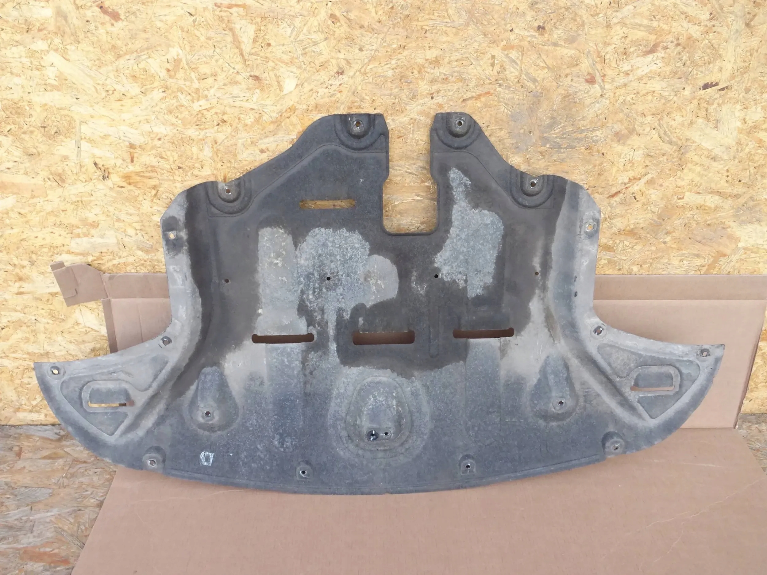 Hyundai Tucson III OSŁONA POD SILNIK Producent części Hyundai OE