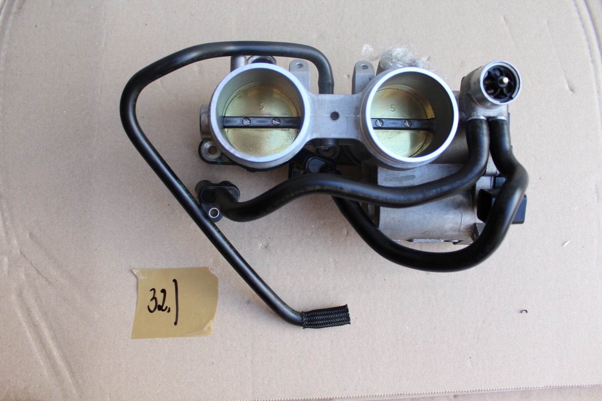 5544DDF11 - BMW F900XR F900 XR дроссельные заслонки