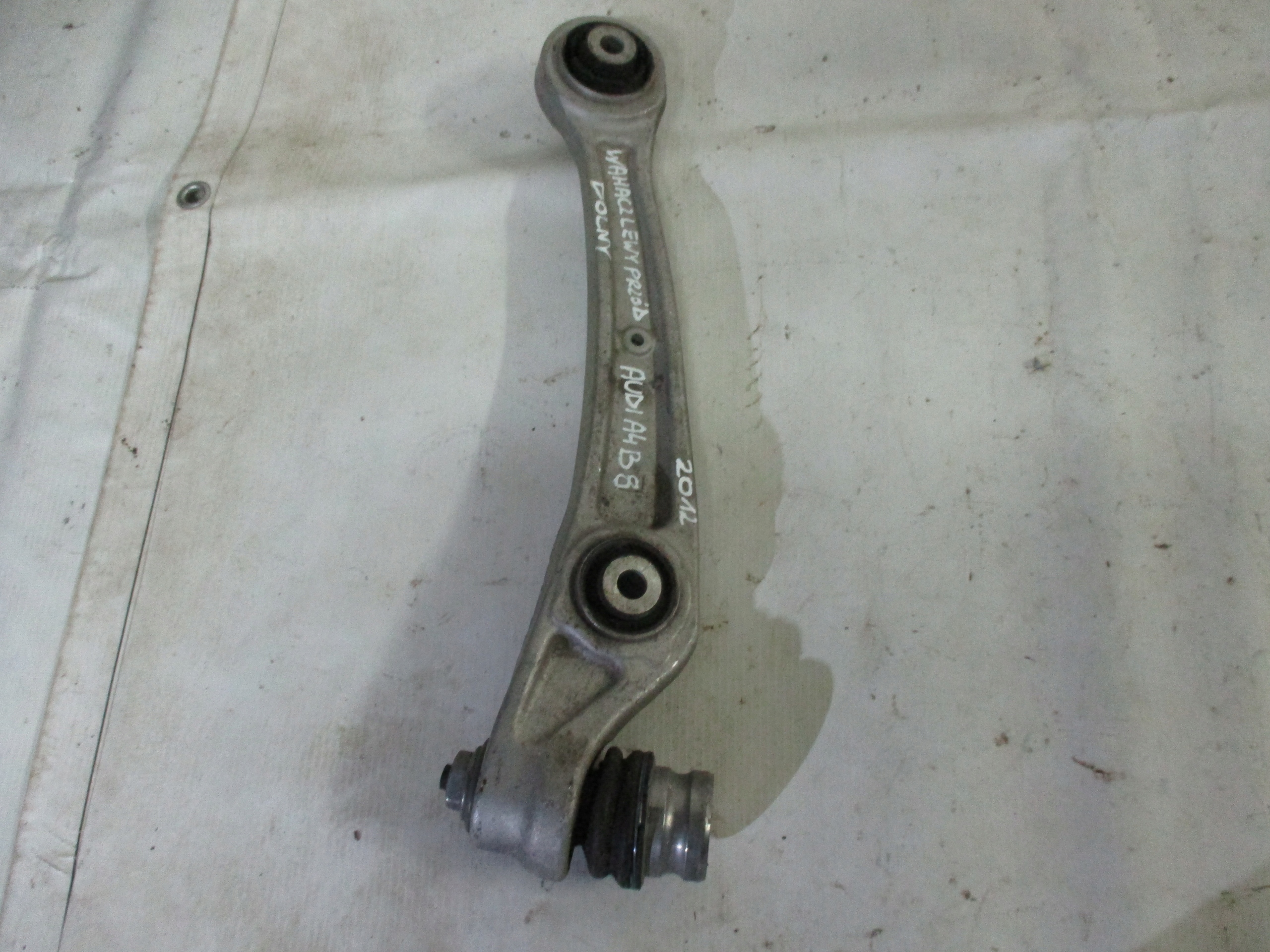 arm left lower front front Audi A4 B8 8K0407155C