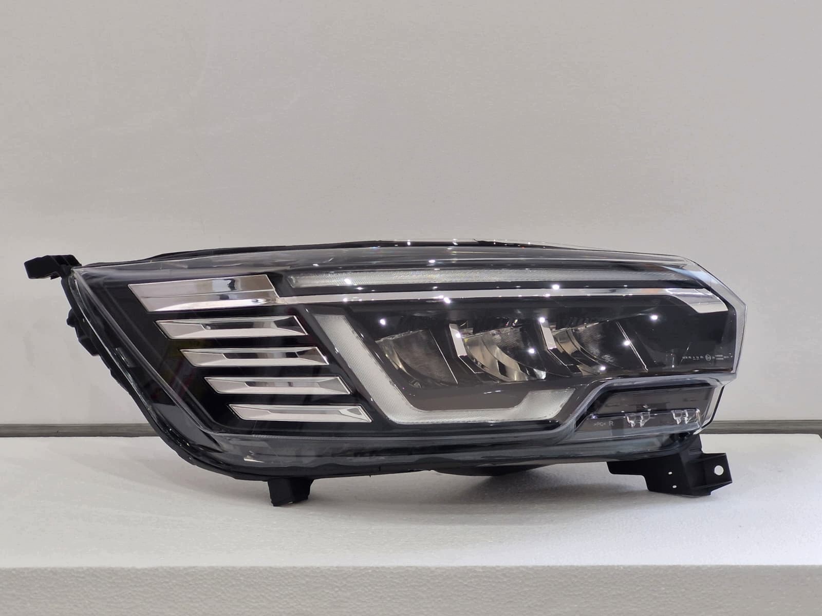 leuchte vorne Renault Trafic IV 4 FULL LED