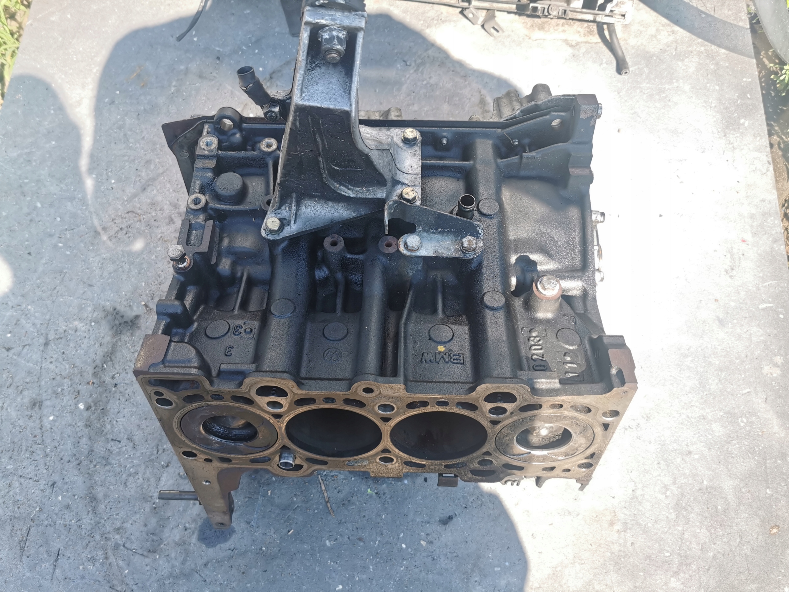 BMW X3 E83 2.0D 150KM BLOK SILNIKA TŁOKI WAŁ M47 204D4