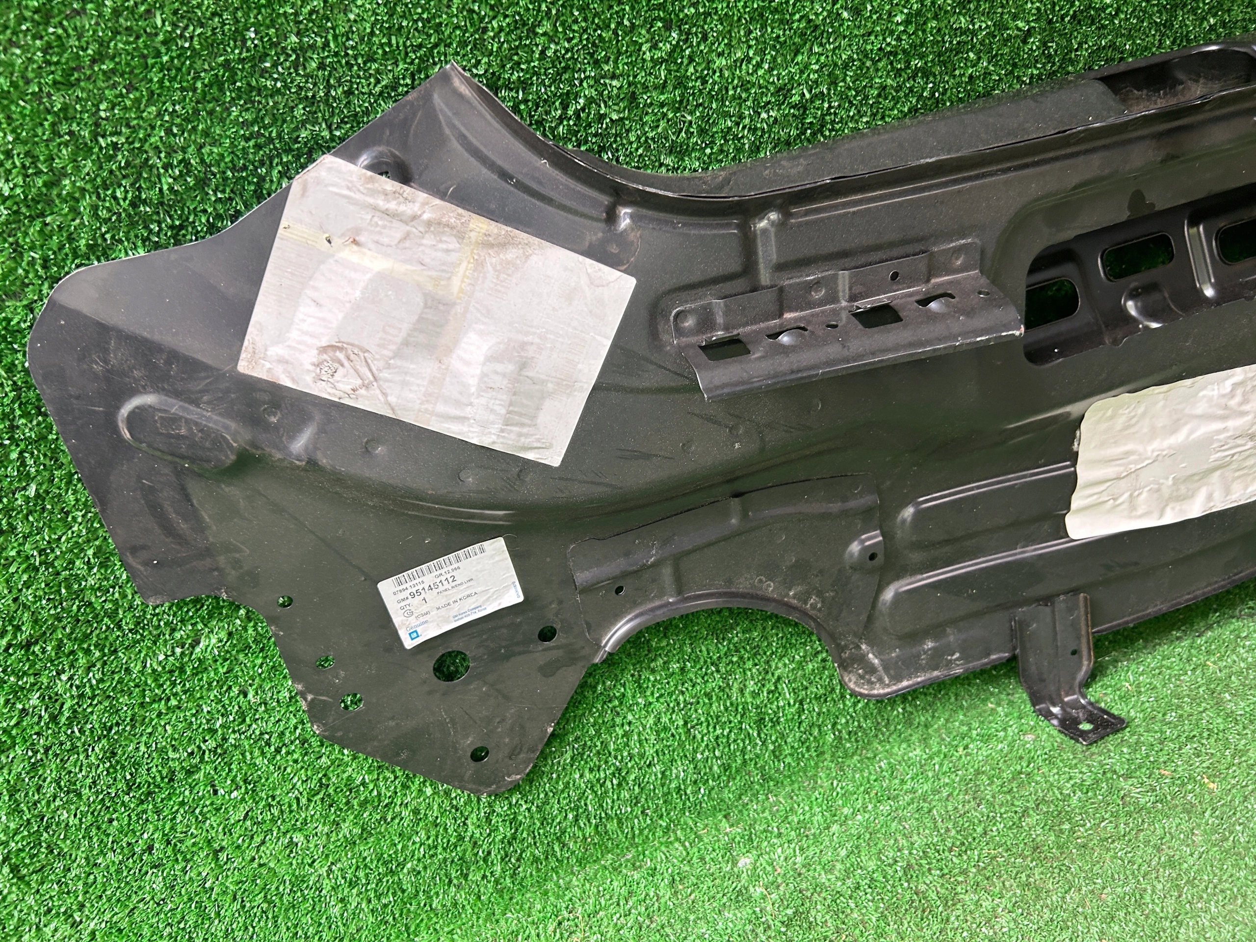 Chevrolet Spark 09- rear panel tylni 95145112