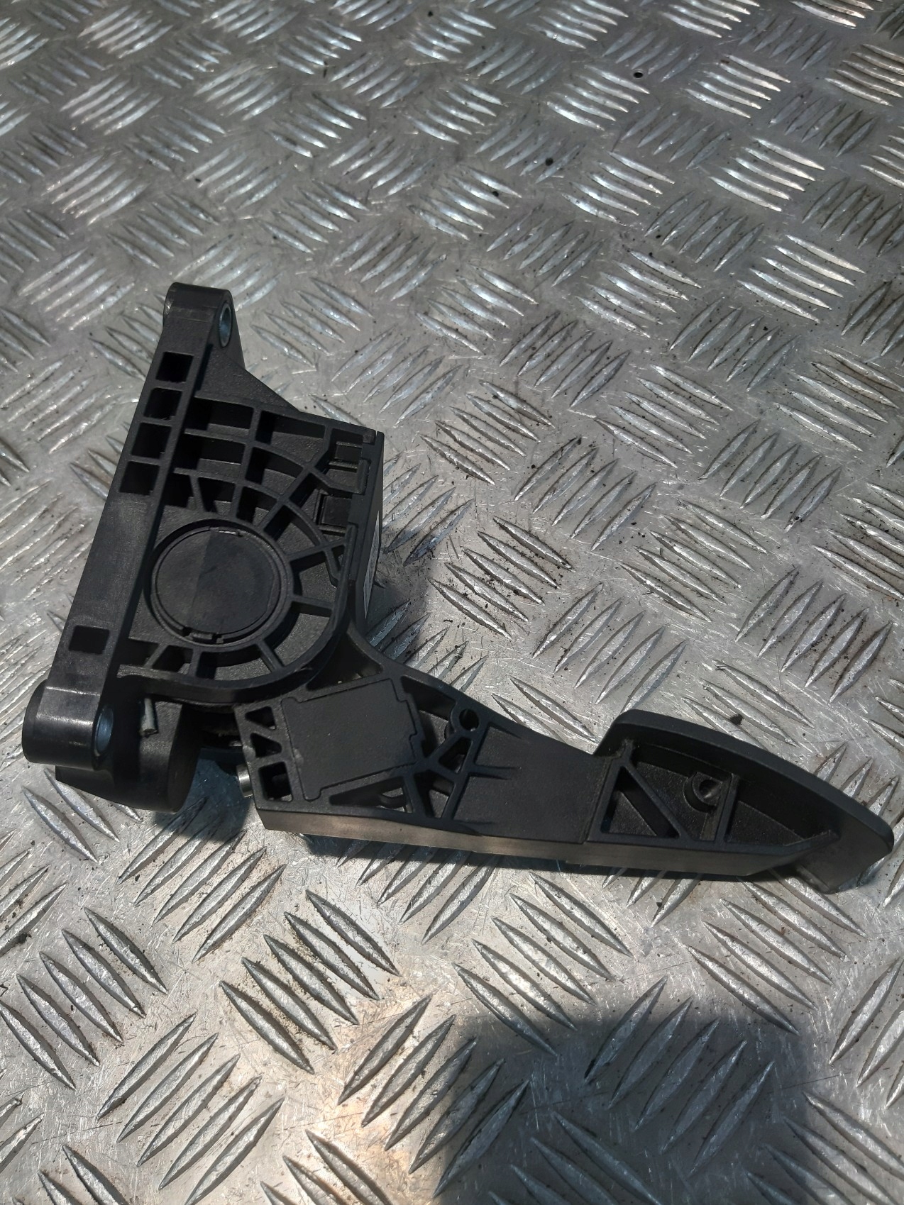 accelerator pedal Mercedes-Benz Actros MP4 100244773