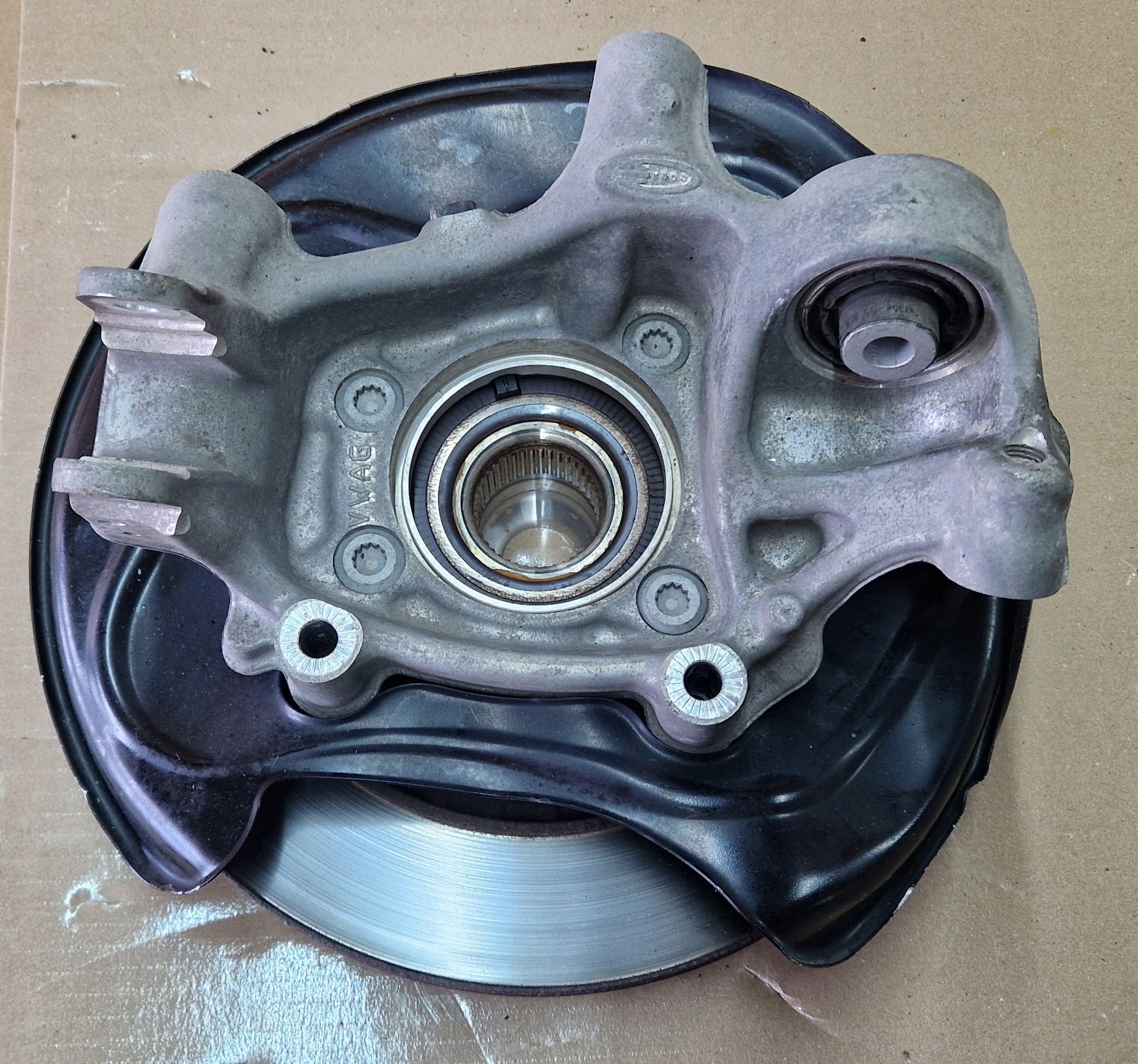 Mozzo FUSELLO perno mozzo disco AUDI Q7 Q8 4M0505432AE Destro IDEAL
