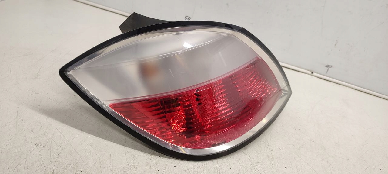 light rear part rear left Opel Astra H