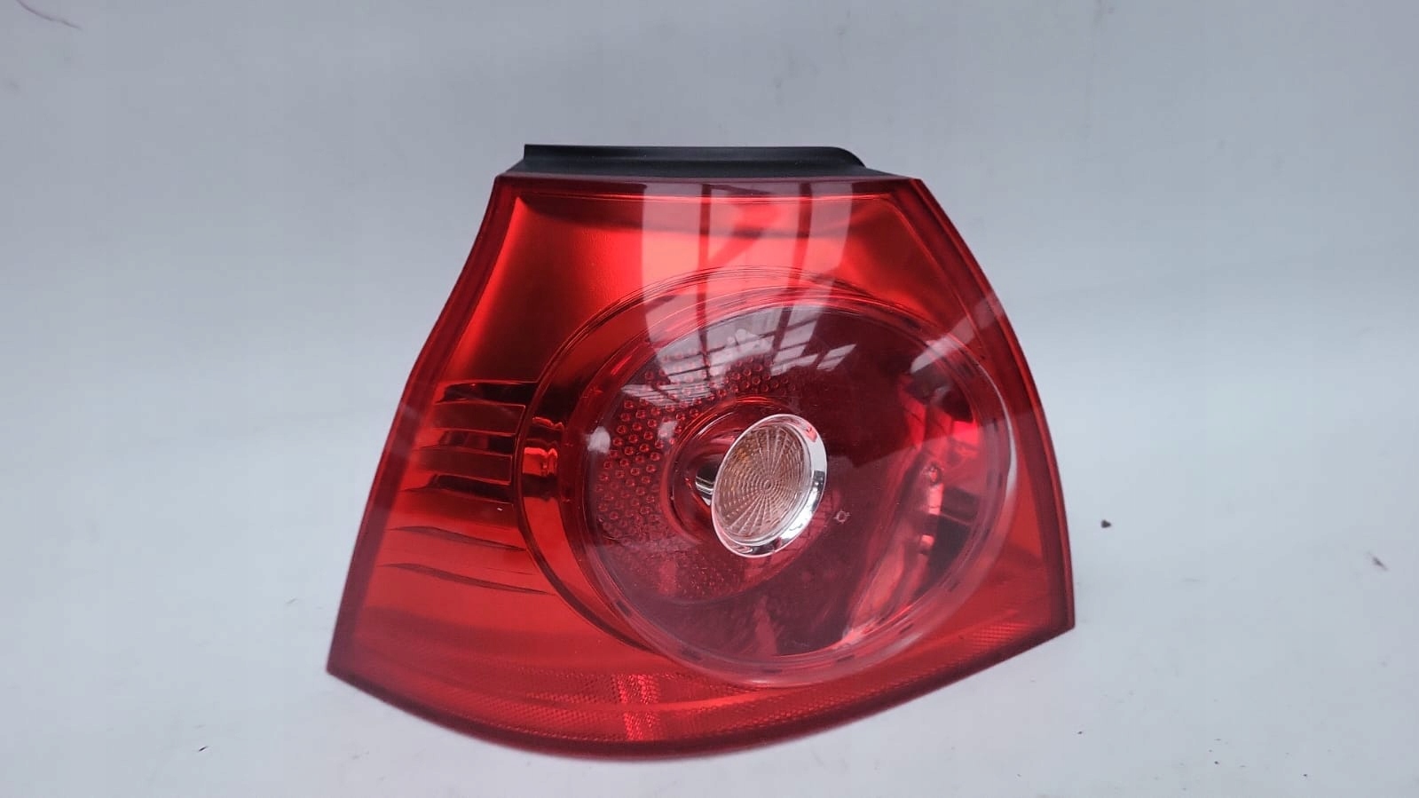 VW GOLF V 1K6 light left rear part rear 1K6945095N