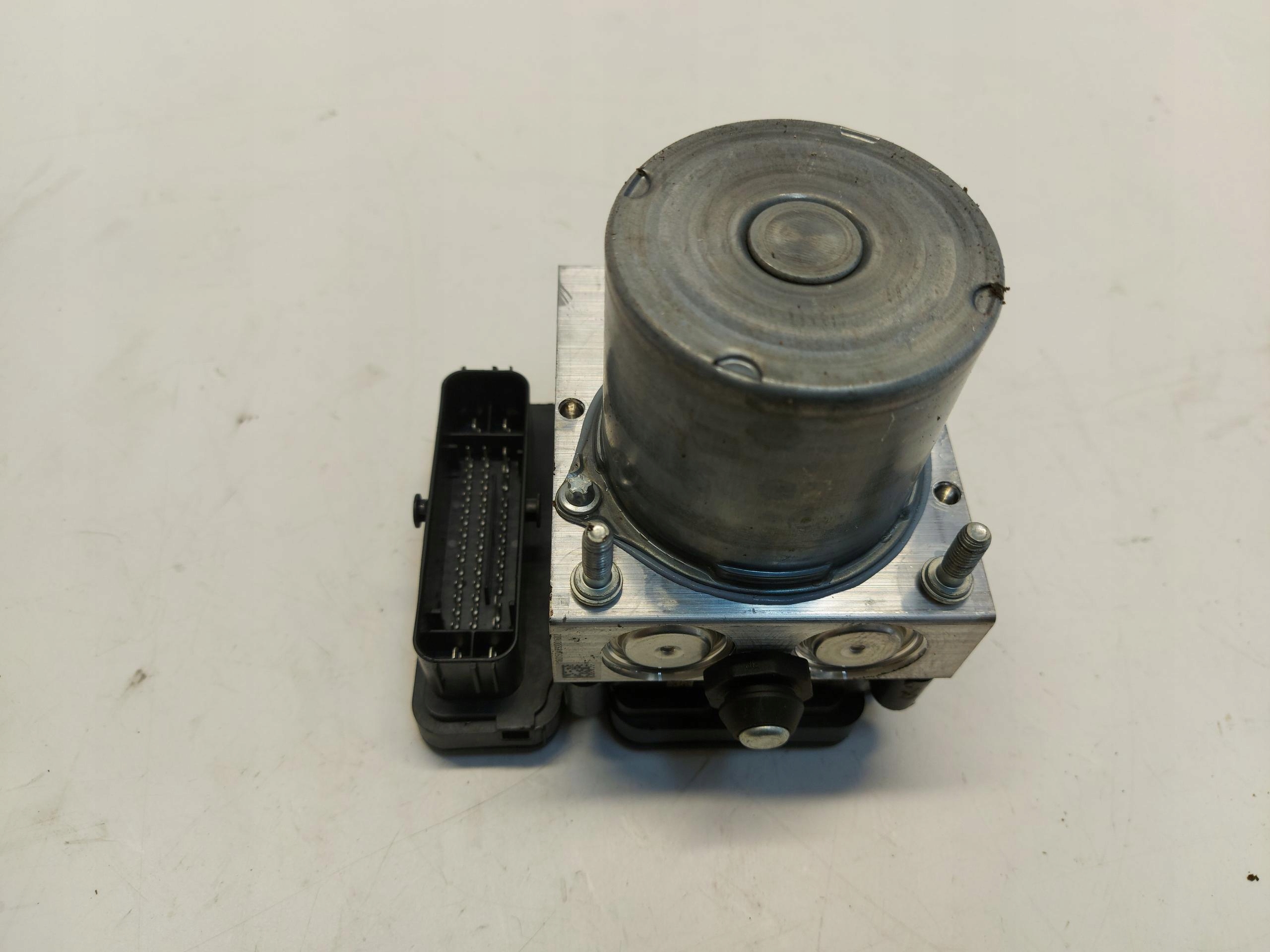 Mercedes w247 B-Classa pump abs control unit module 2.0 cdi a1779007805