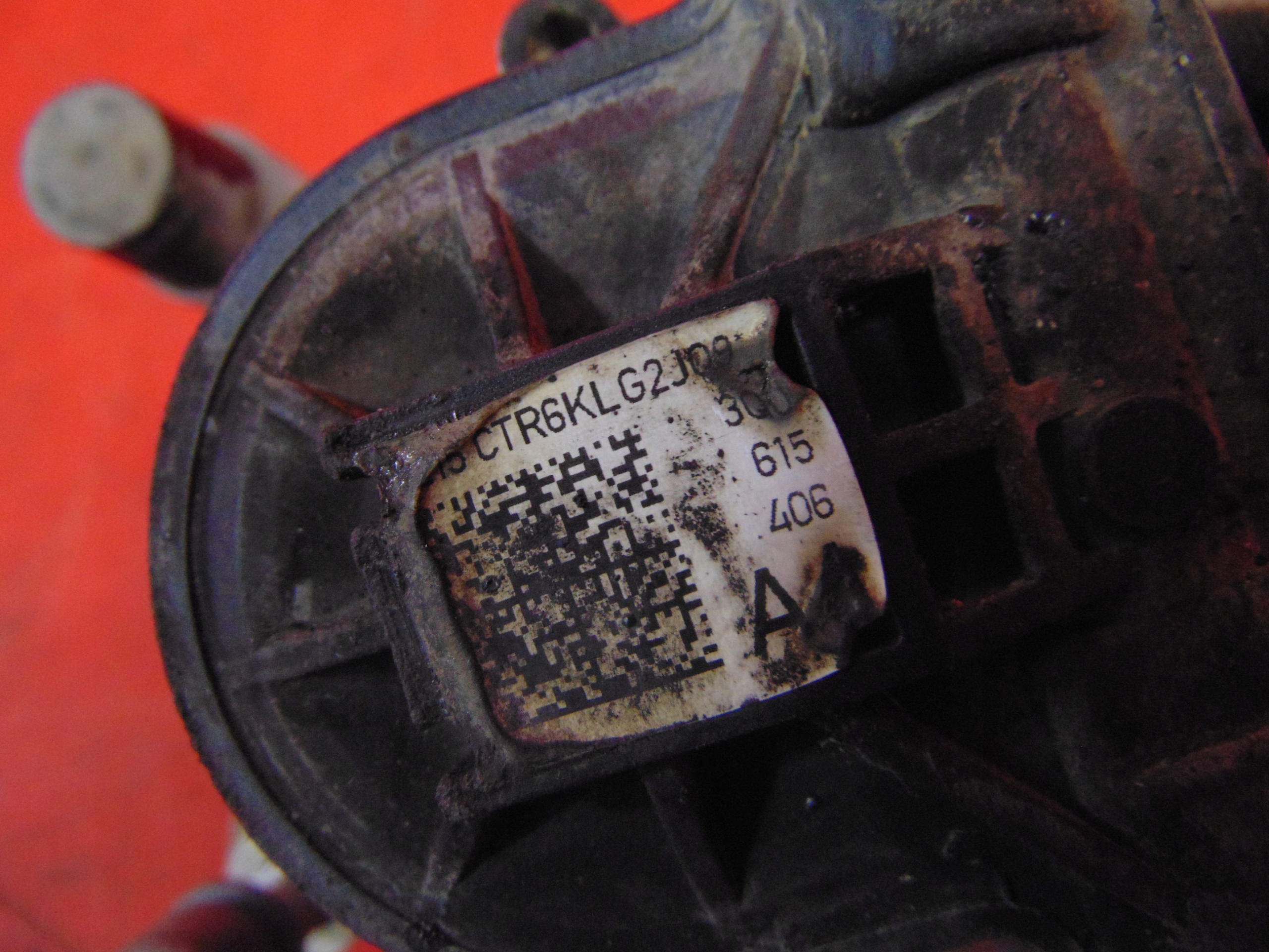 Audi Q3 II F3 83A caliper electrical right rear part