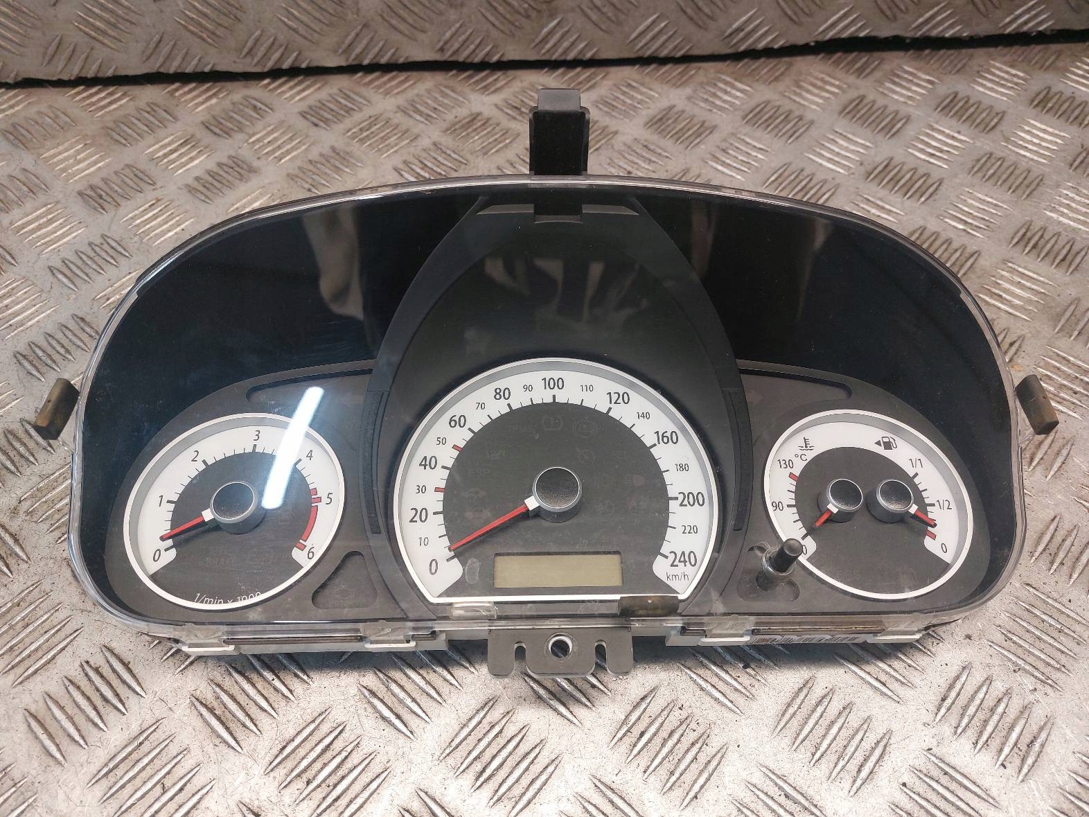 dials dials KIA PROCEED and 2.0 CRDI 94003-1H150