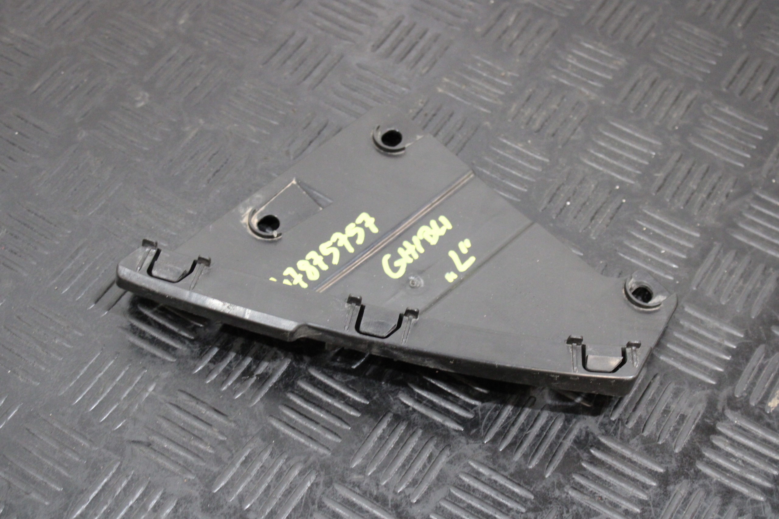 support holder lights left front 47875757 MASERATI GHIBLI M157