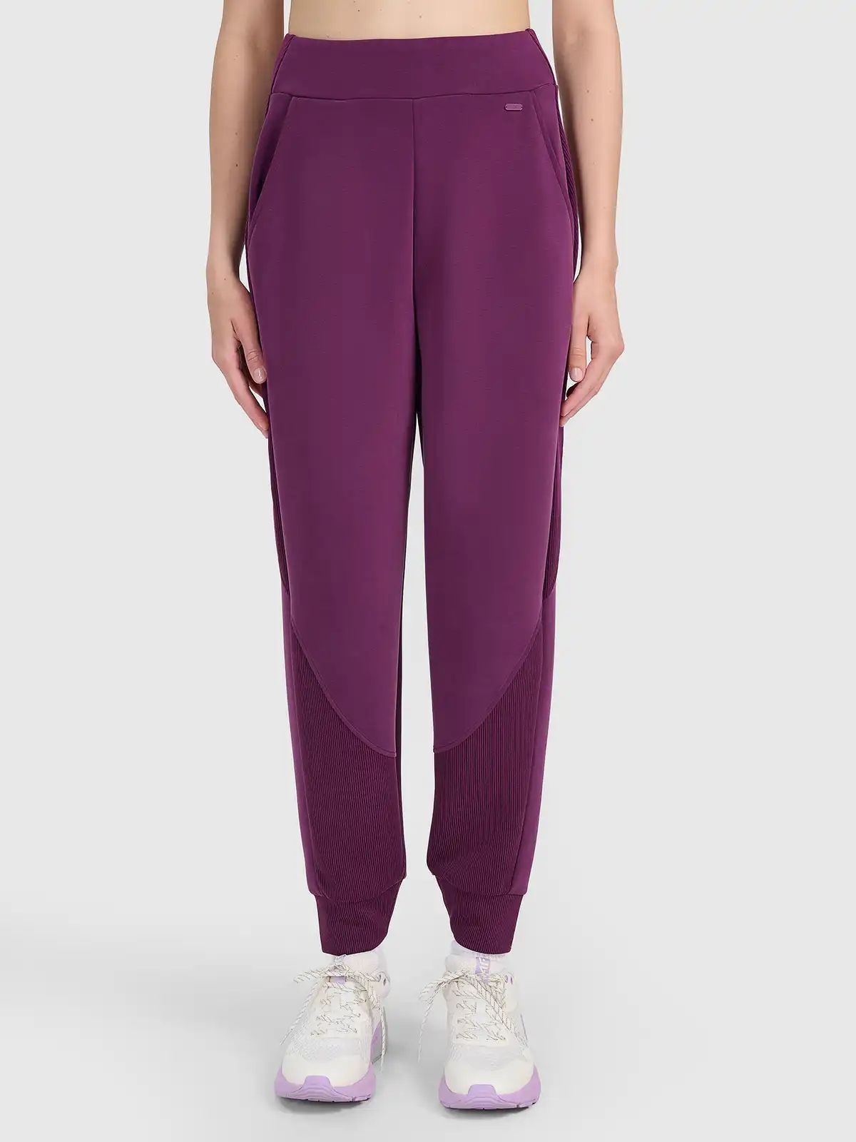 Dámské Teplákové Kalhoty 4F Sportovní Joggery S Modalem L F1410 SS26