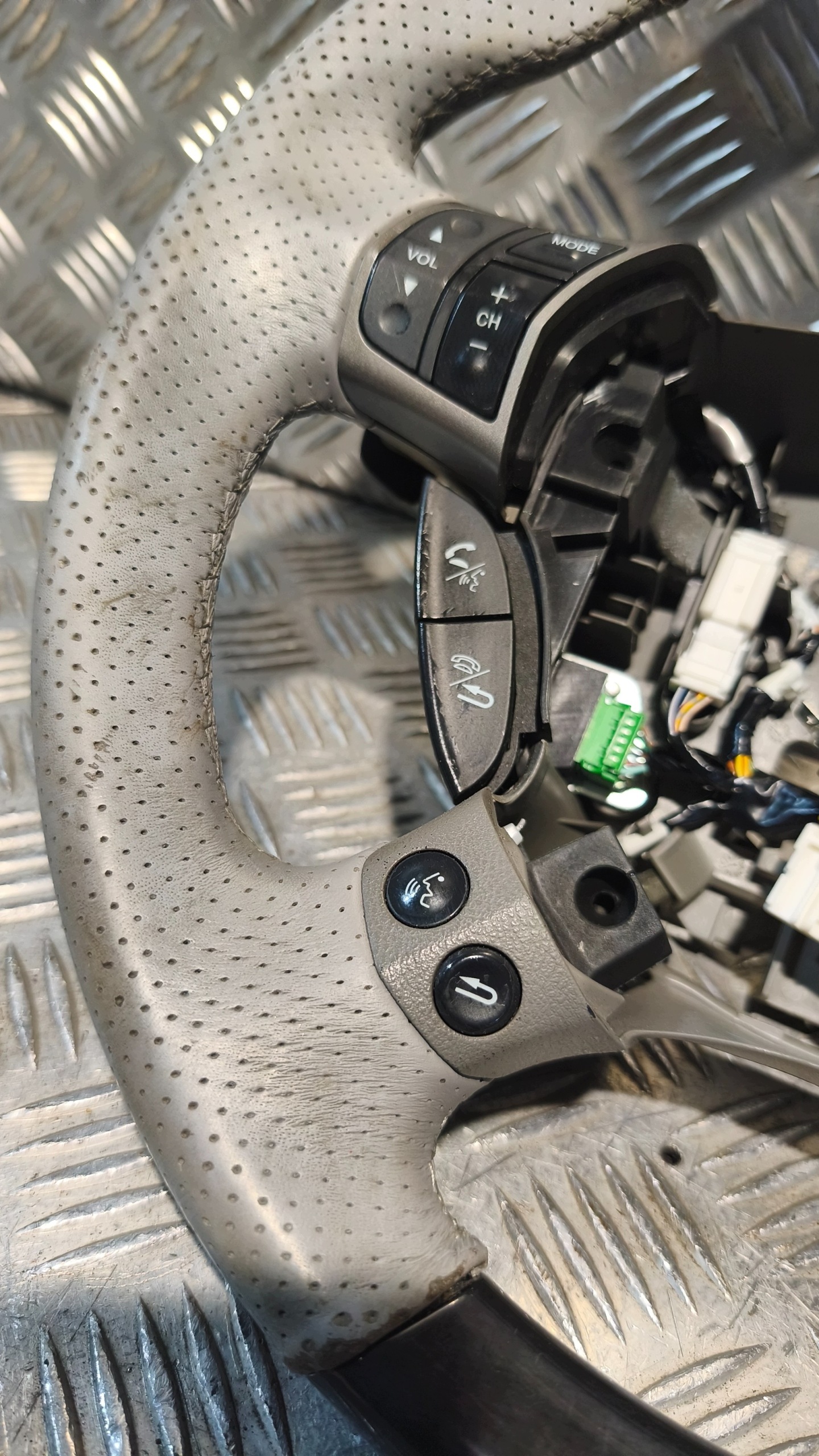 steering wheel, ACURA RL 3.7B V6 2009r
