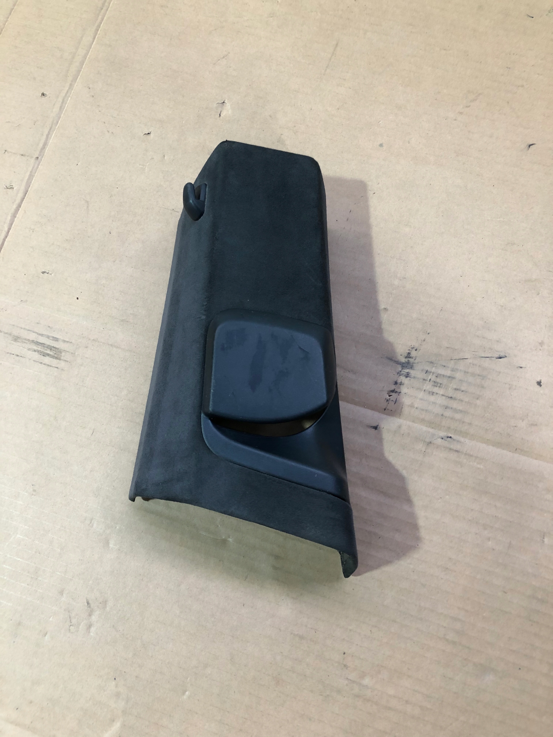 99155518309, 99155518310 - Накладка левая alcantara Porsche 991