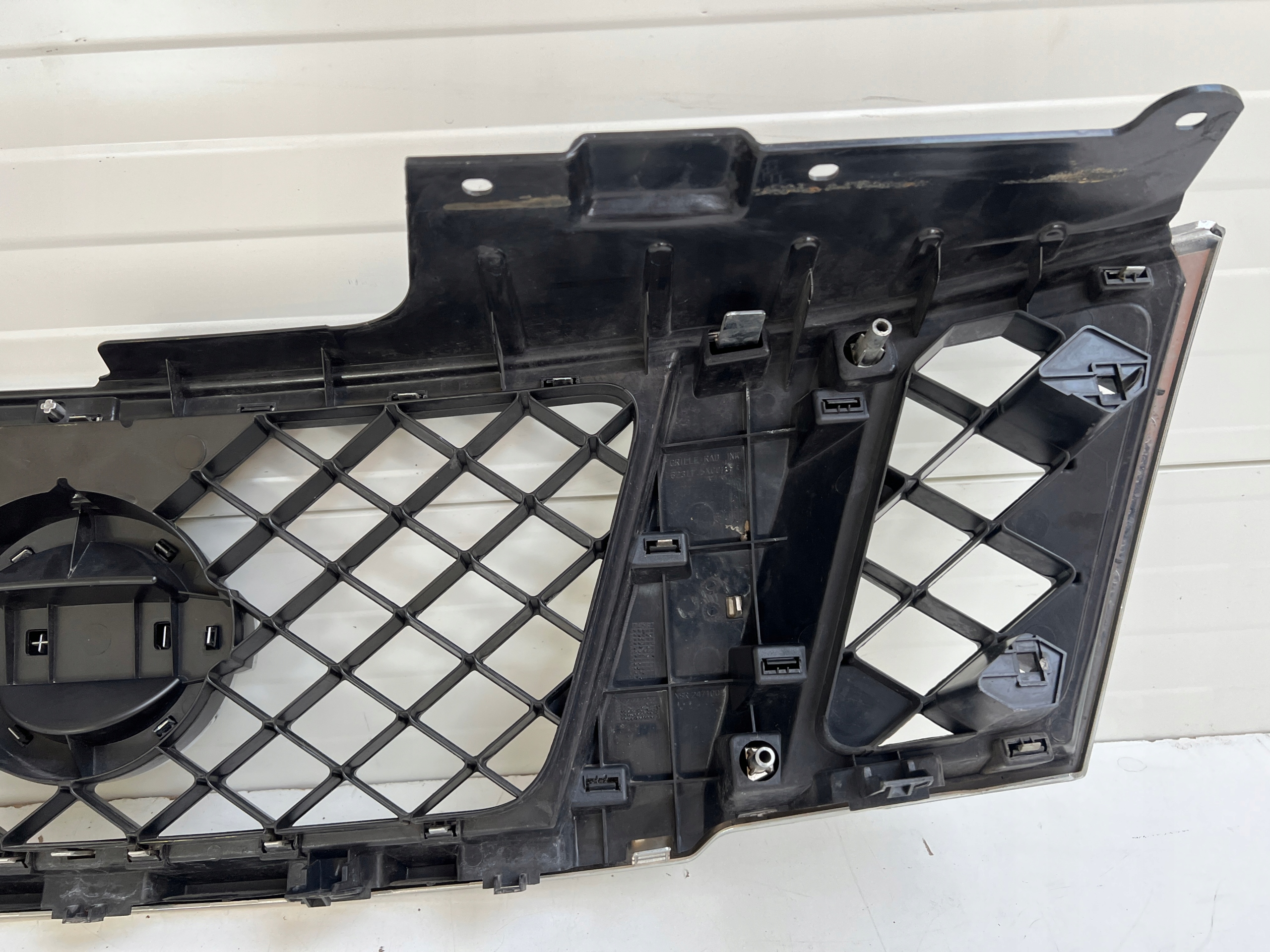 Nissan Navara D40 Kühlergrill FRONTGRILL Kühlergitter 623105X00C - Thumbnail 10