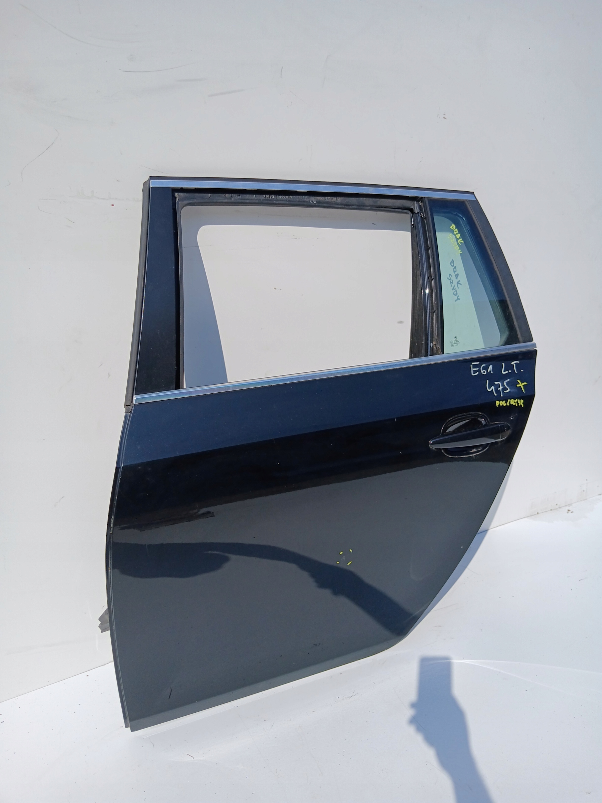 door left rear. BMW E61 BLACK SAPPHIRE 475/9
