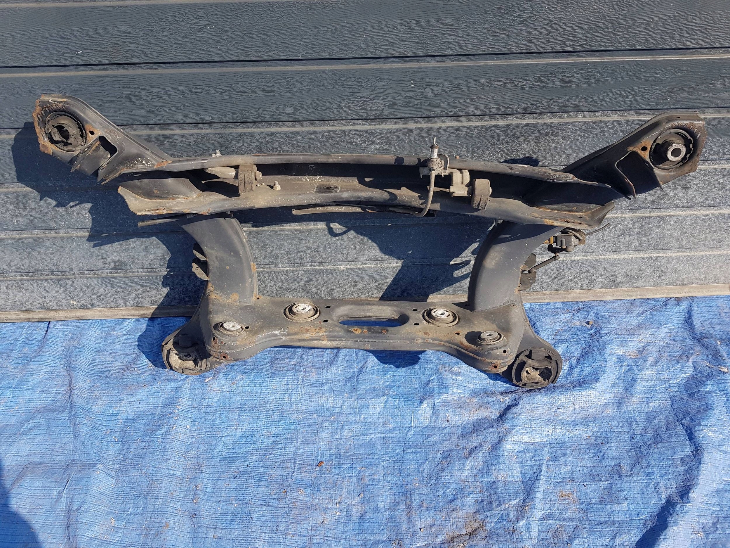 axle beam rear part MERCEDES W207 C207 sider subframe axle beam