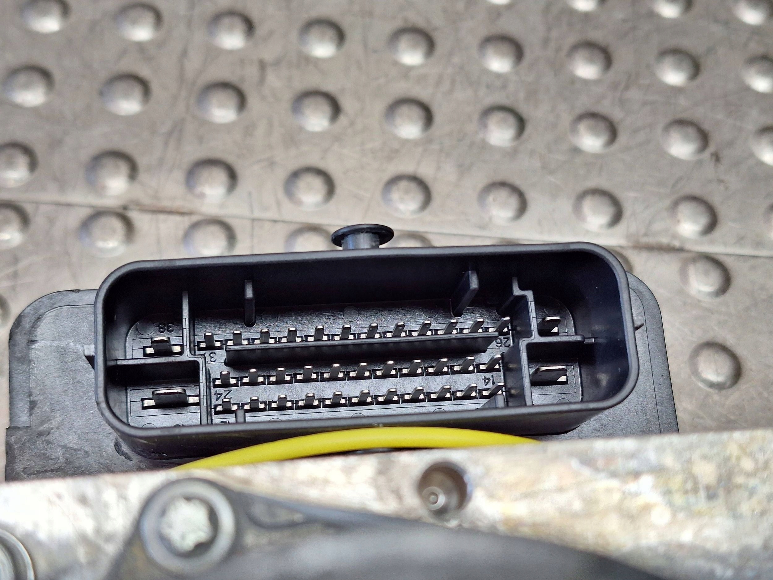 pump control unit ABS 0265956504 44540-02570 TOYOTA COROLLA E16 LIFT 1.6 B