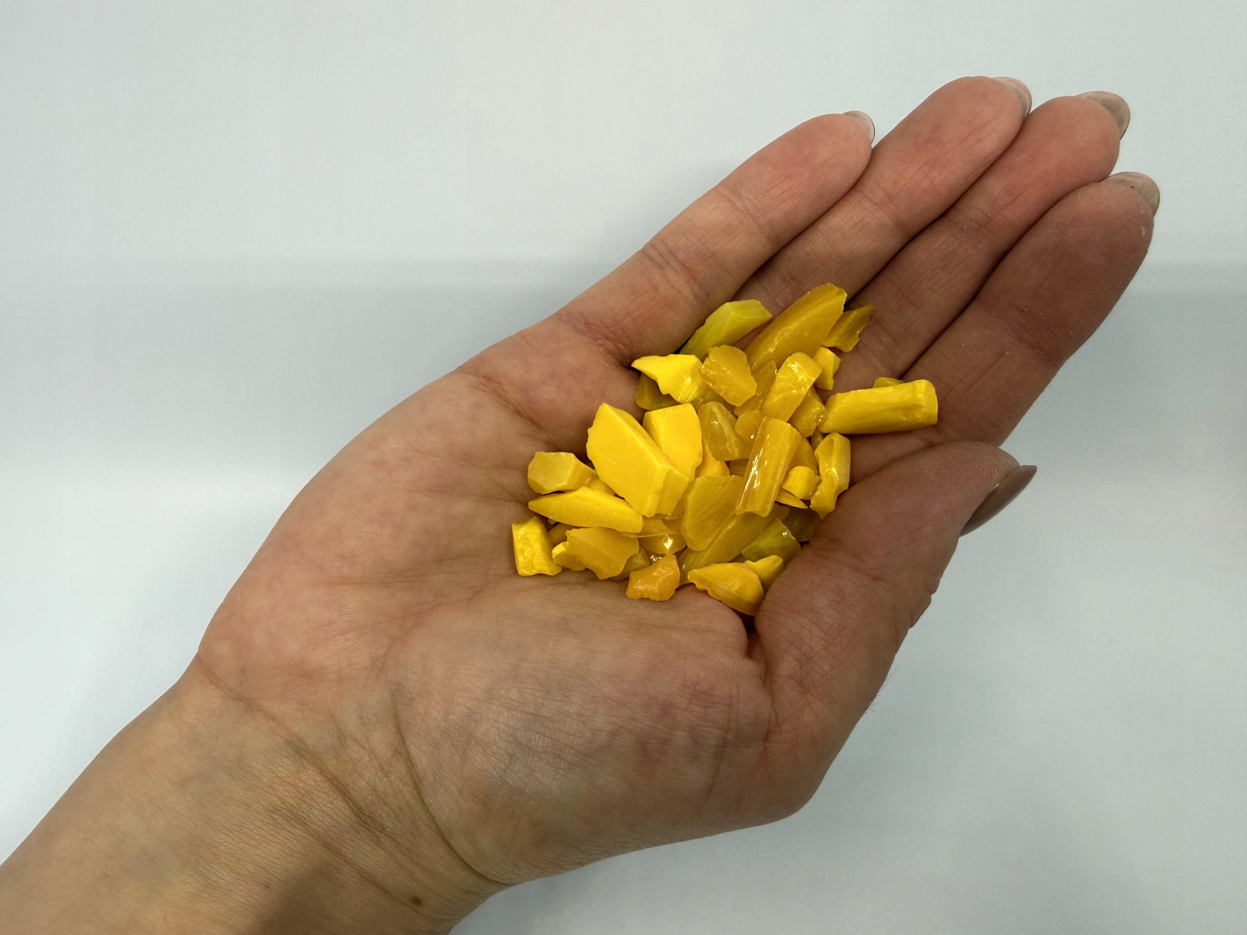 Sklenená mriežka žltá 7-20 mm dekorácia interiéru a záhrady 10 kg Garden Grit