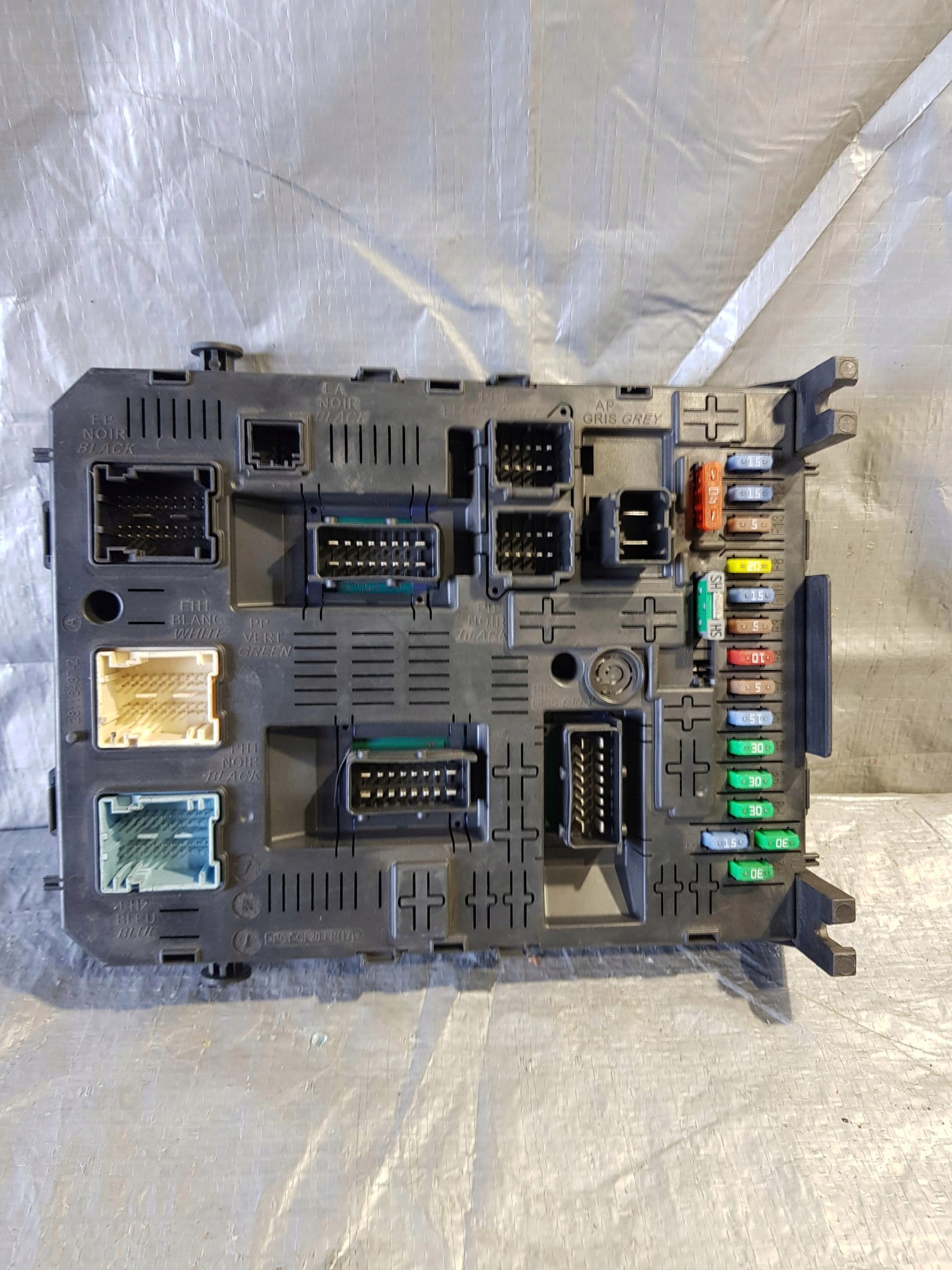 PEUGEOT 407 2.0 HDI module BSI 96640590800R