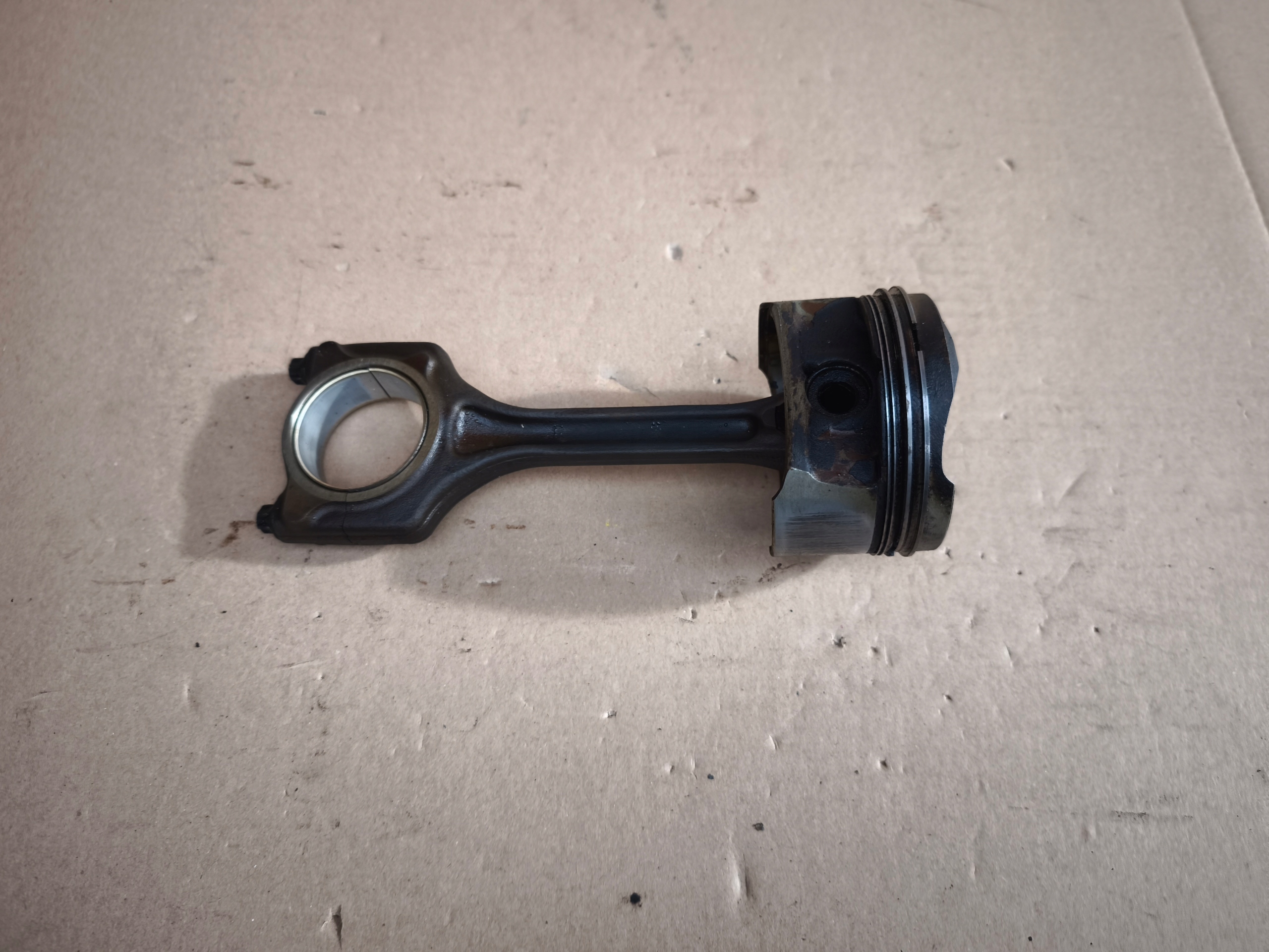 MINI COOPER R56 R55 1.4 1.6 16V N12B14AA поршень peugeot 207 208 308