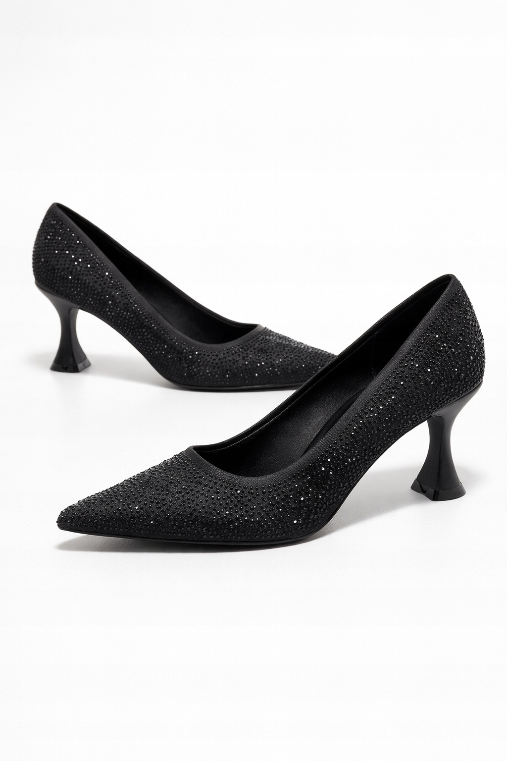 Bianco Lodičky S Černými Zirkony Na Podpatku 37 I_a