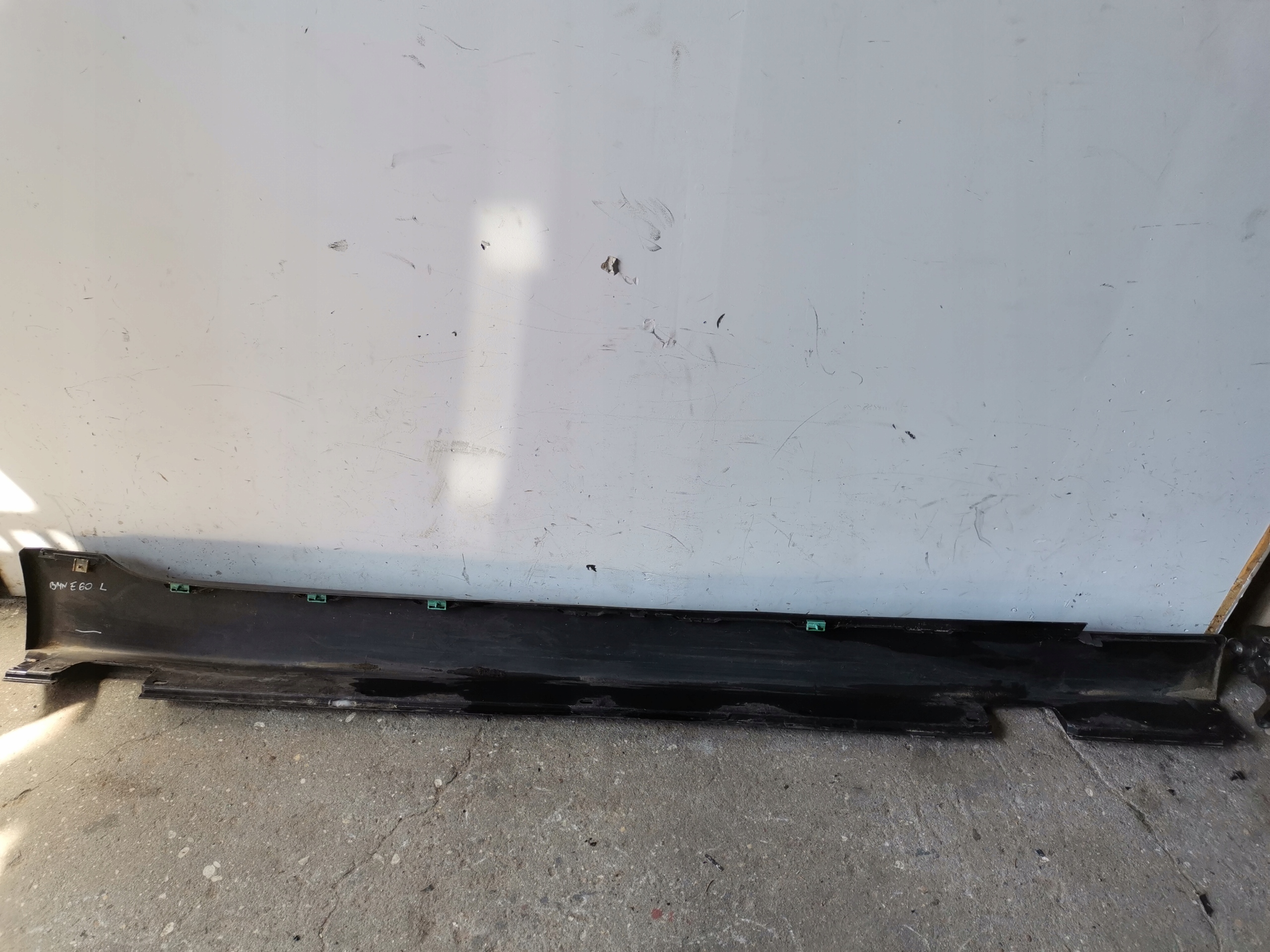lišta prahová levá BMW E60 E61 5171-7033759