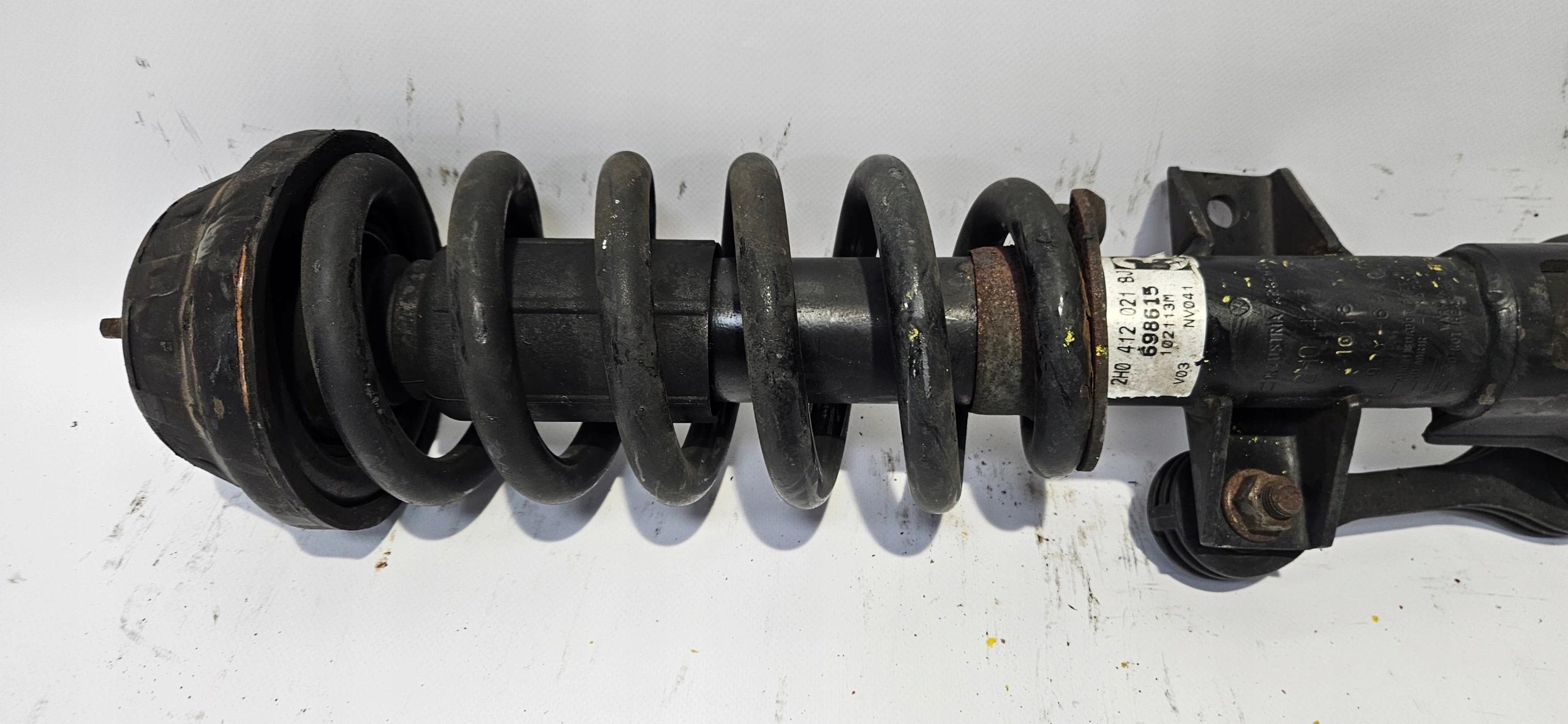 shock absorber left front VW AMAROK 2H0412021BJ