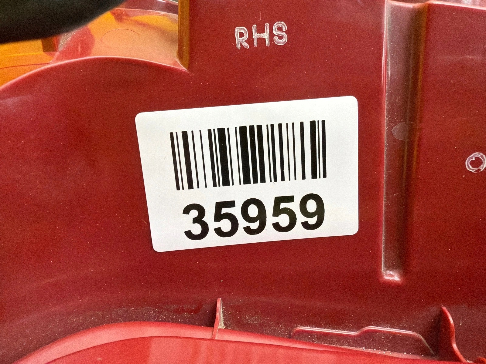light right Kia Picanto III 2017- rear part 92402-G6000
