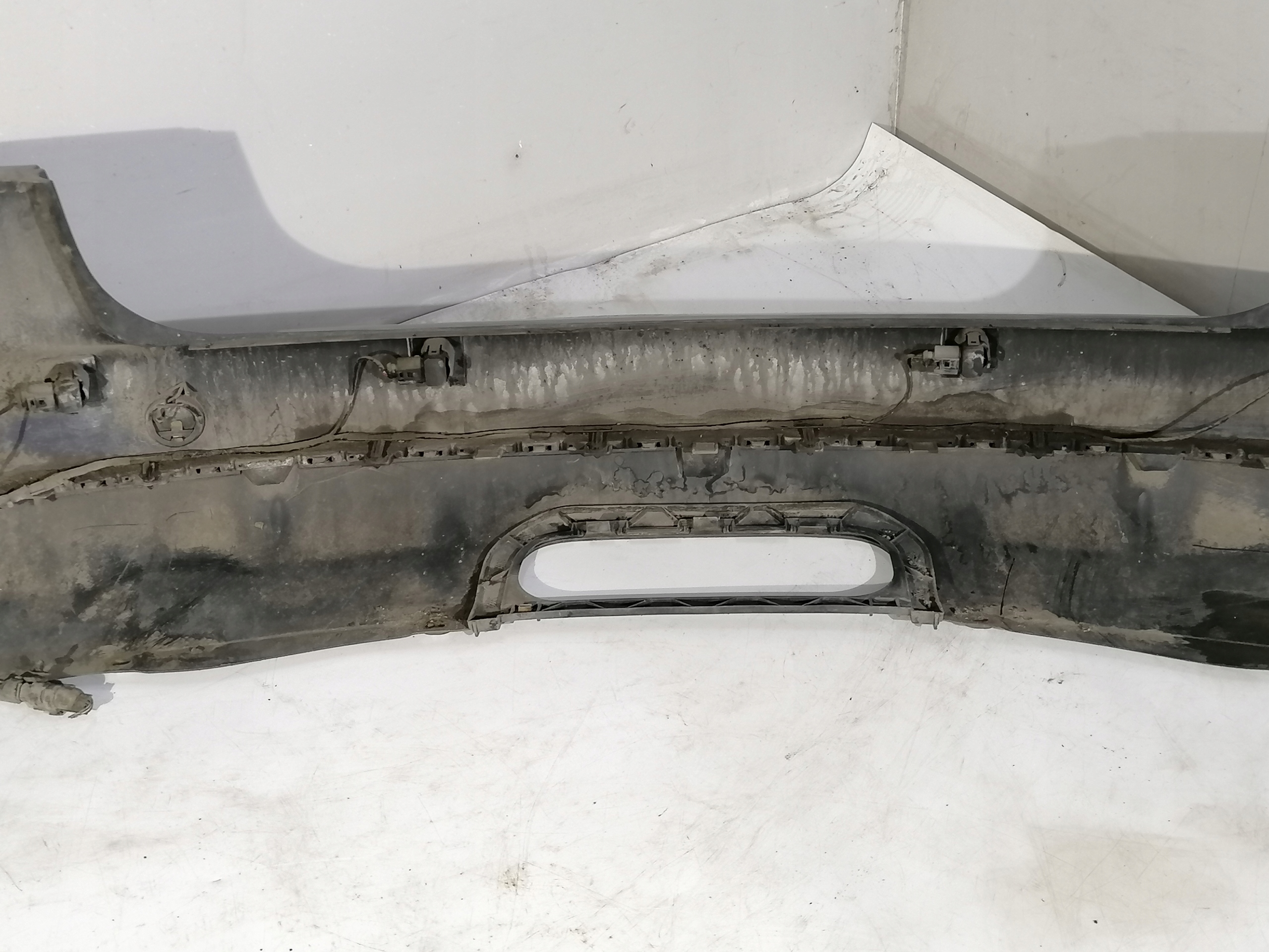 VW Touran und Stoßstange heck hinten