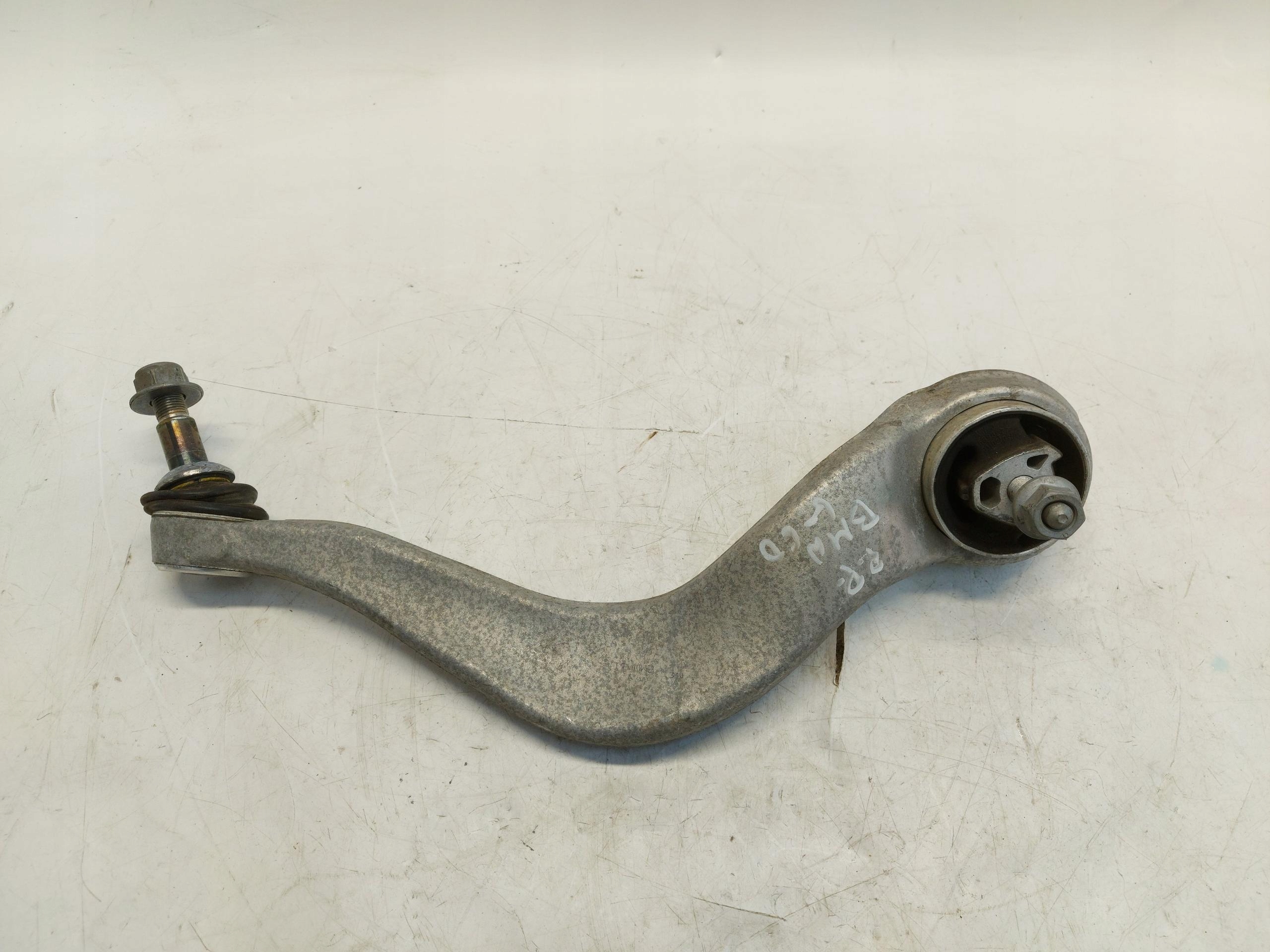 BMW 5 G60 530E arm front right