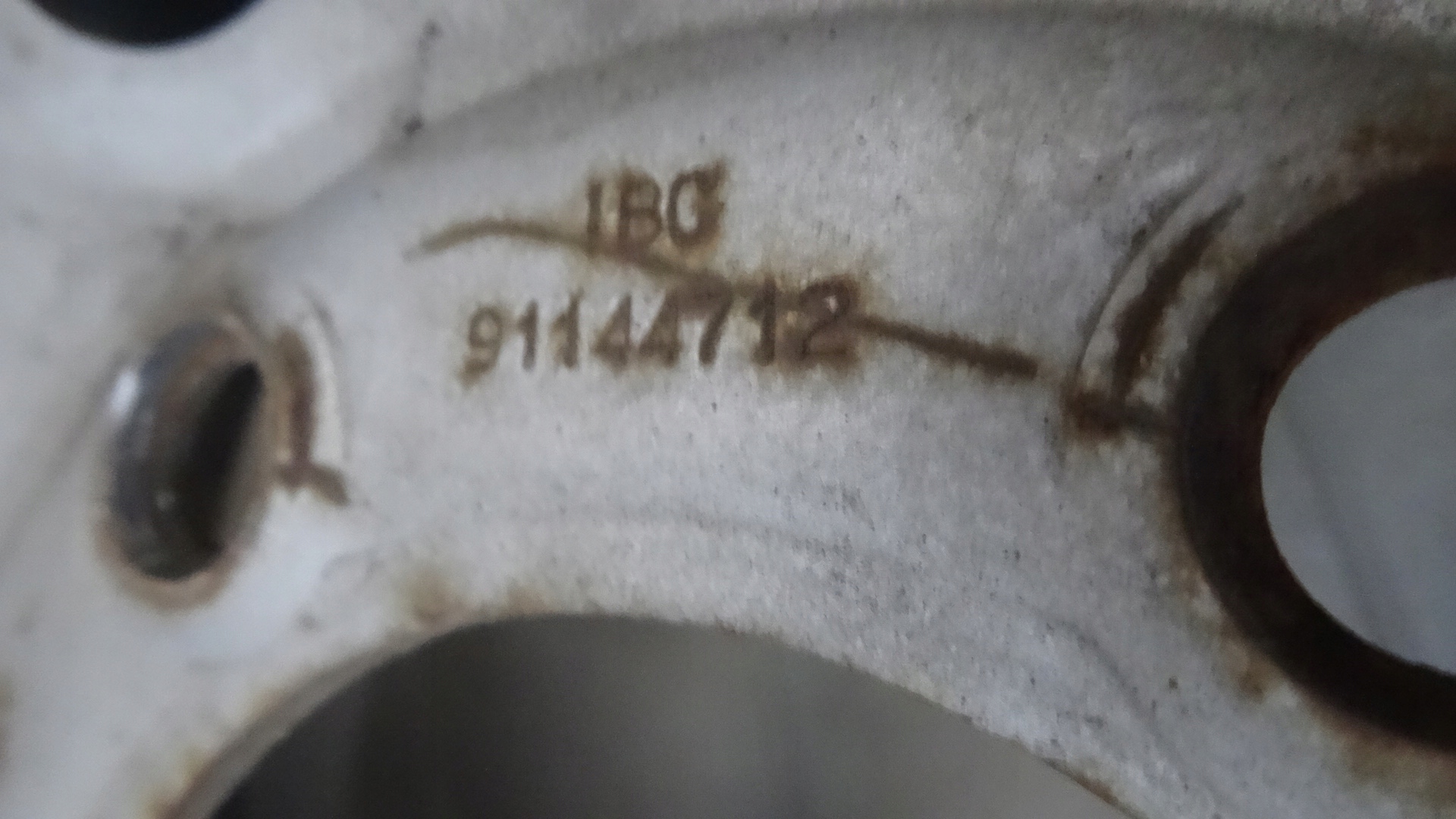 FRONTERA A KOŁO FELGA OPONA 255/75 R15 91144712 Profil opony 75