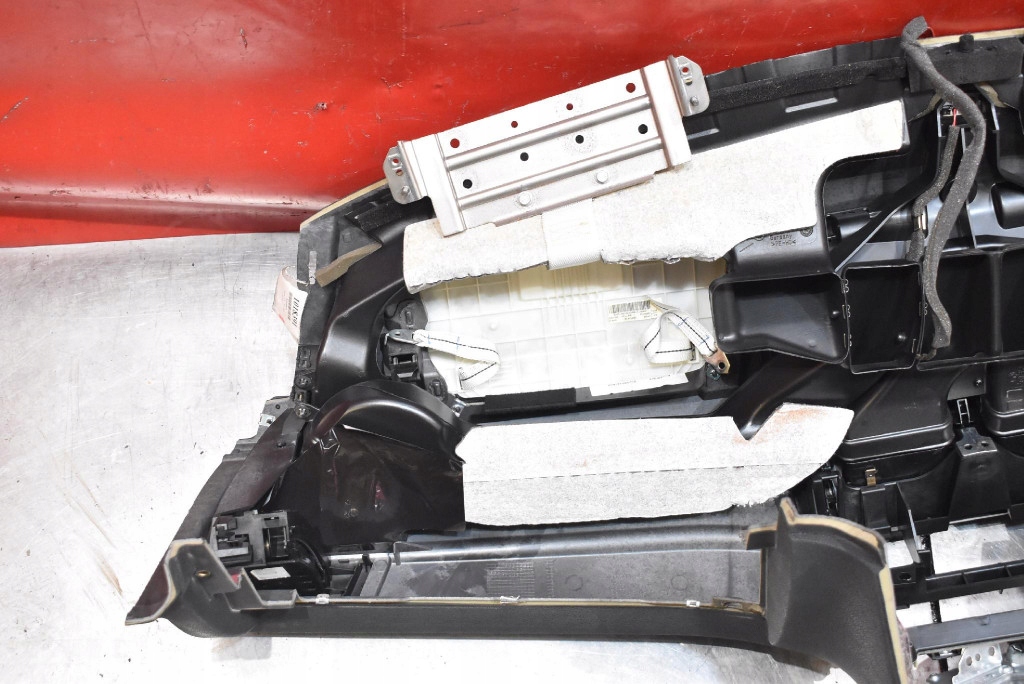 dashboard instrument panel console cockpit EU BMW X3 E83 06-10
