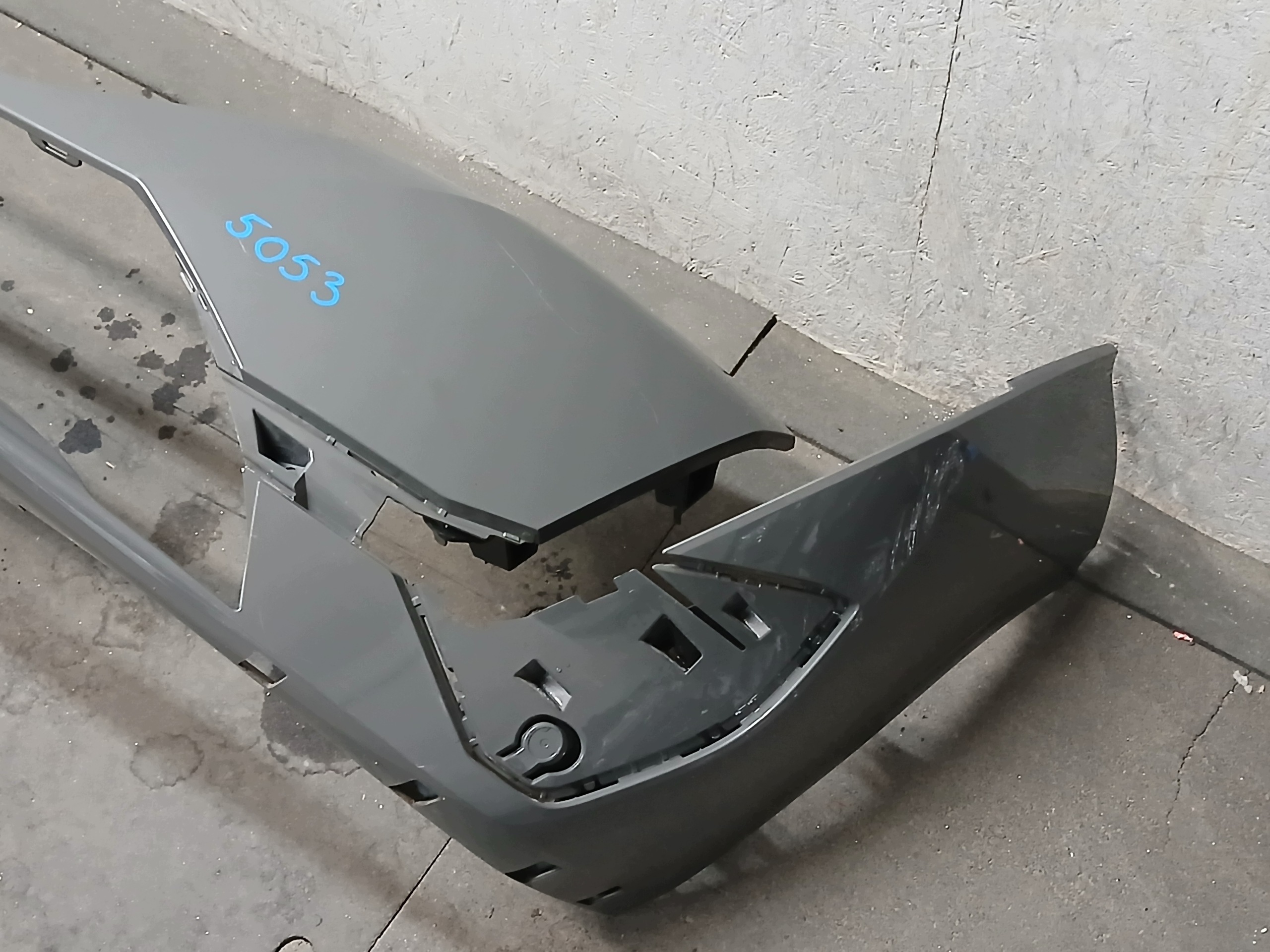 bumper front PEUGEOT 308 T10 III 3 21