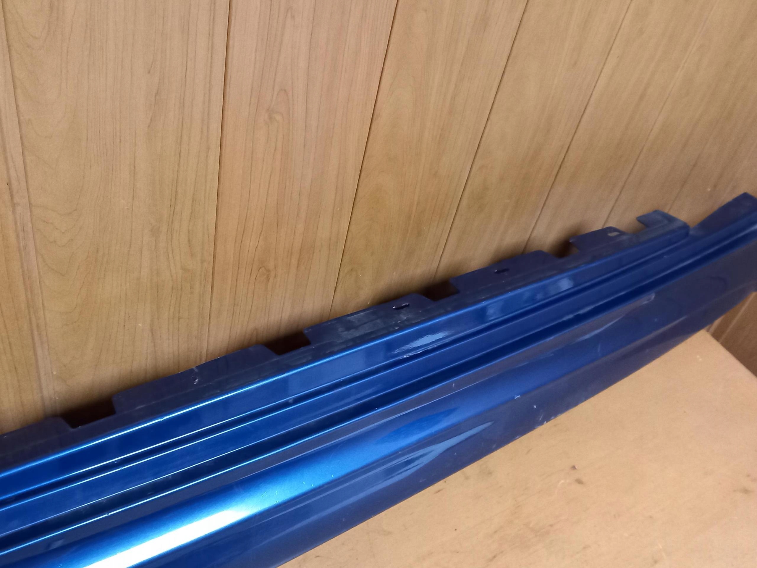 moulding threshold right BMW SERIA 1 E88 381 07-14 LEMANS BLAU