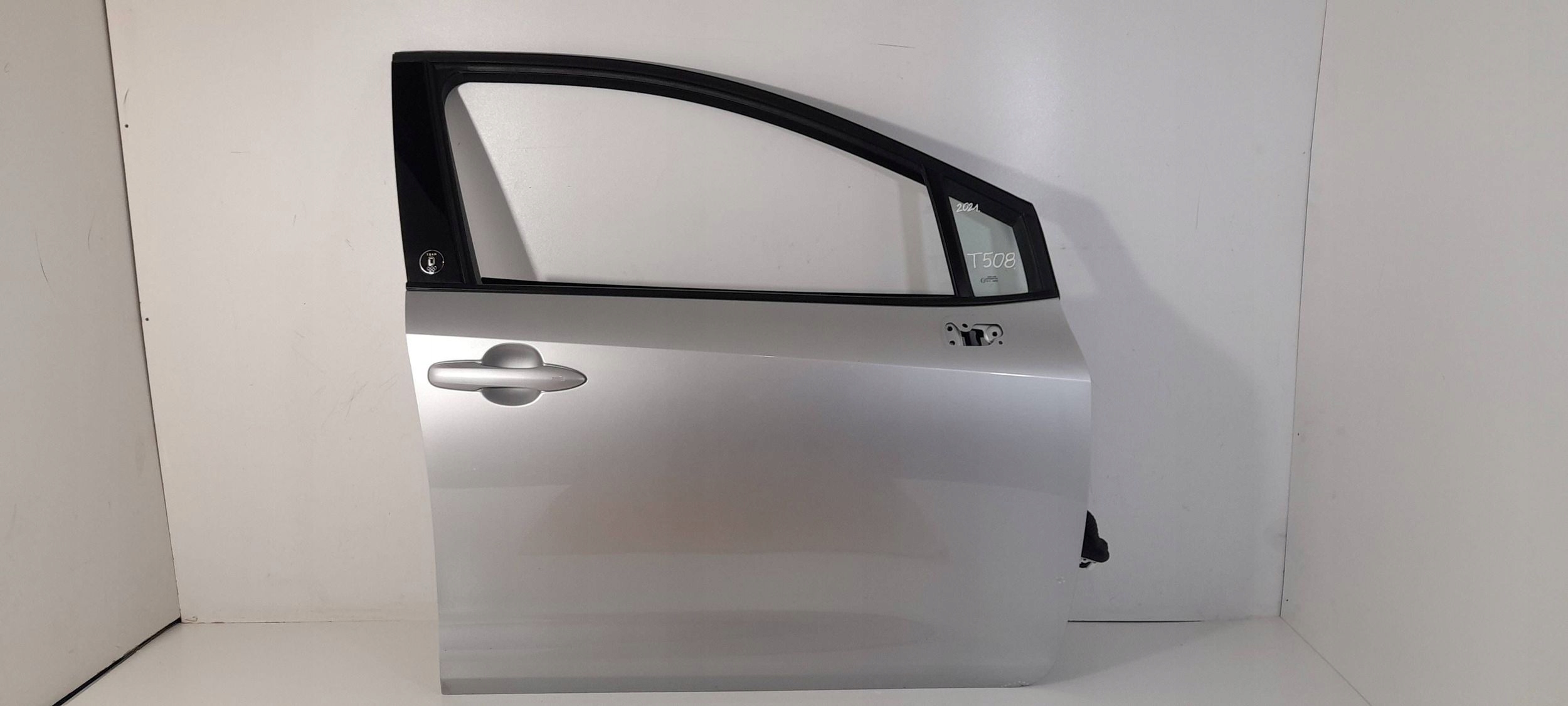 Toyota Corolla E21 2021r door front right (T508)