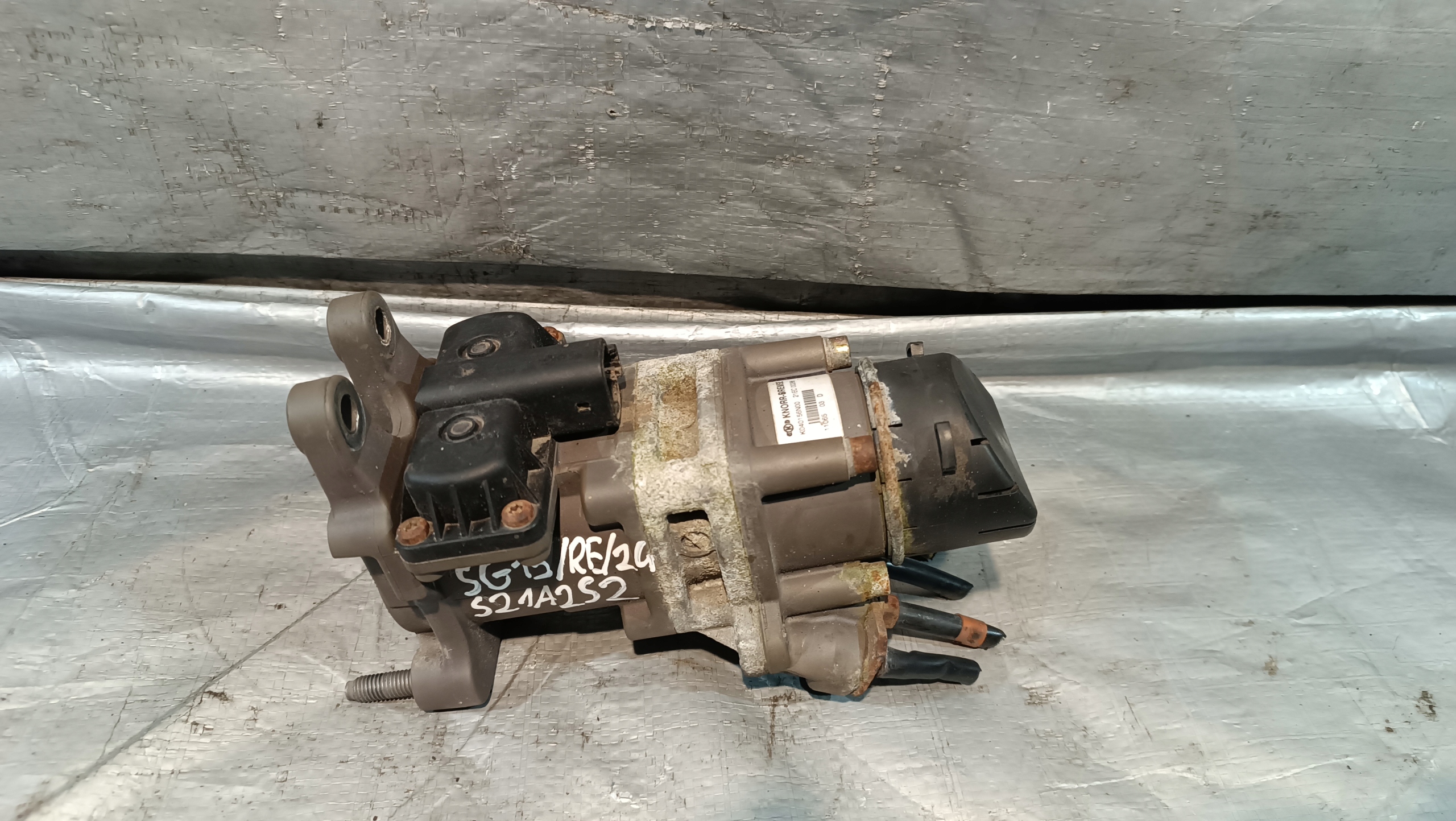 Sensor Bremse GLOWNEGO RENAULT PREMIUM K040156N00